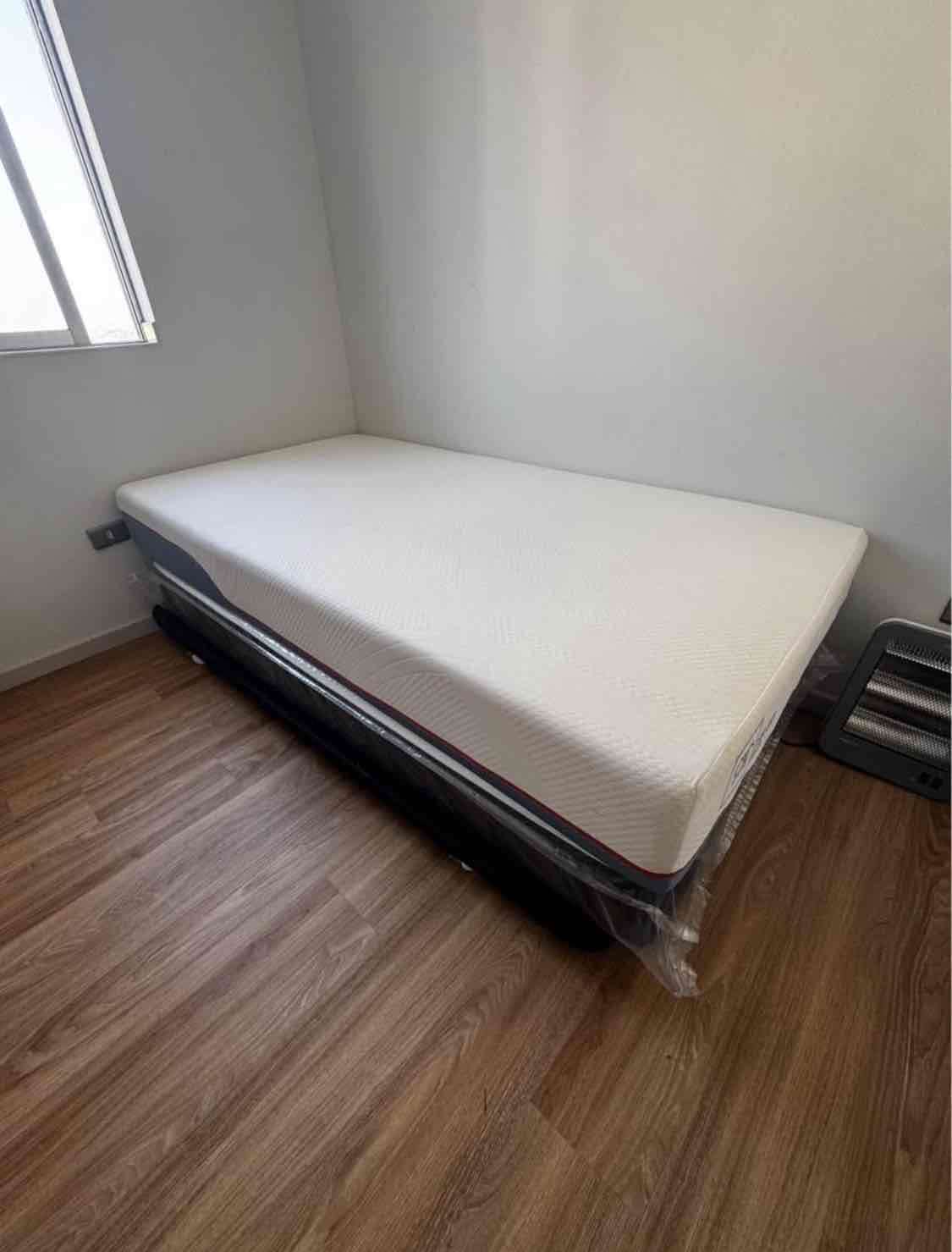 Cama con colchón ortopédico - miniatura 2