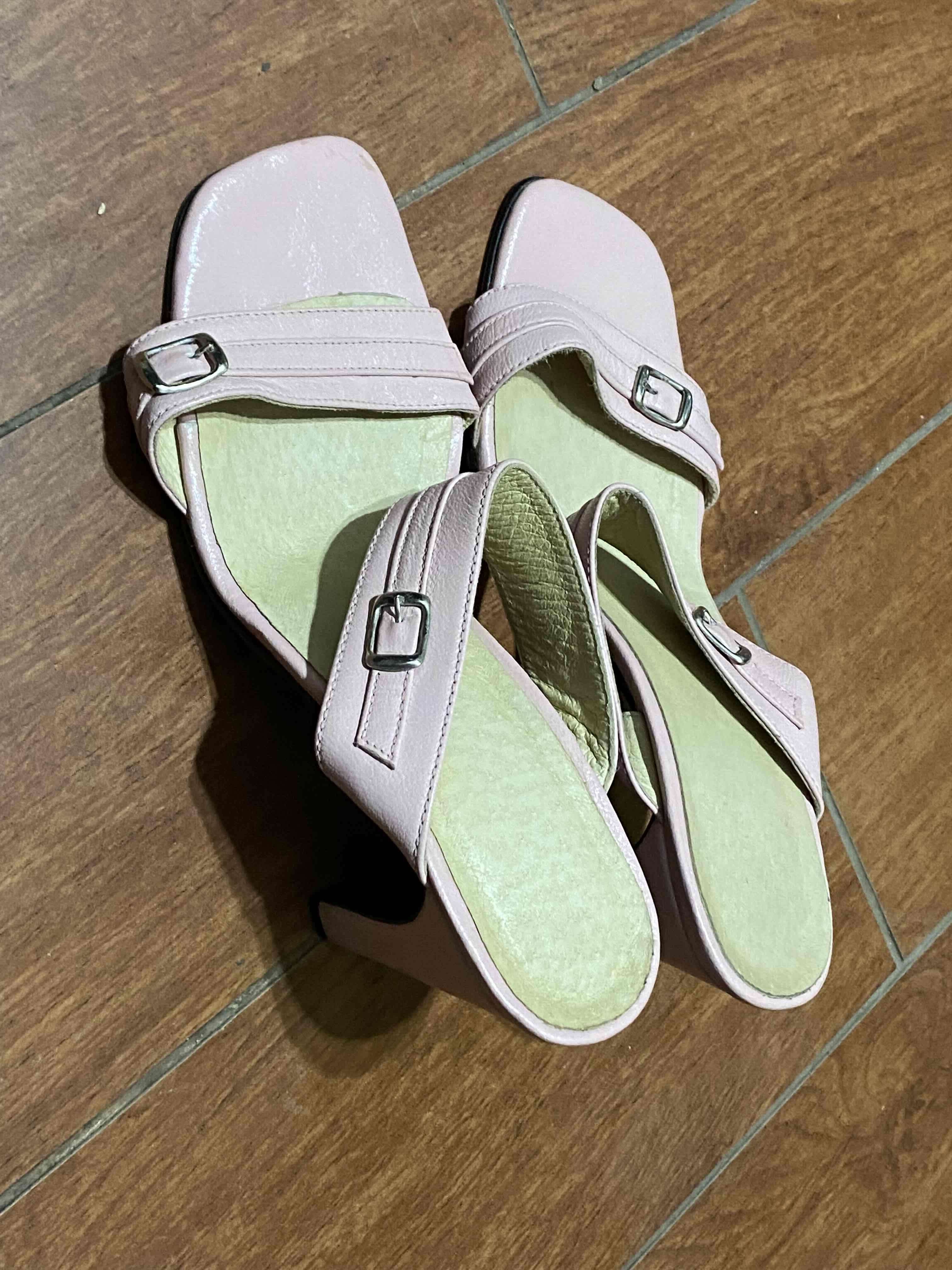 Tacones rosados elegantes - 3