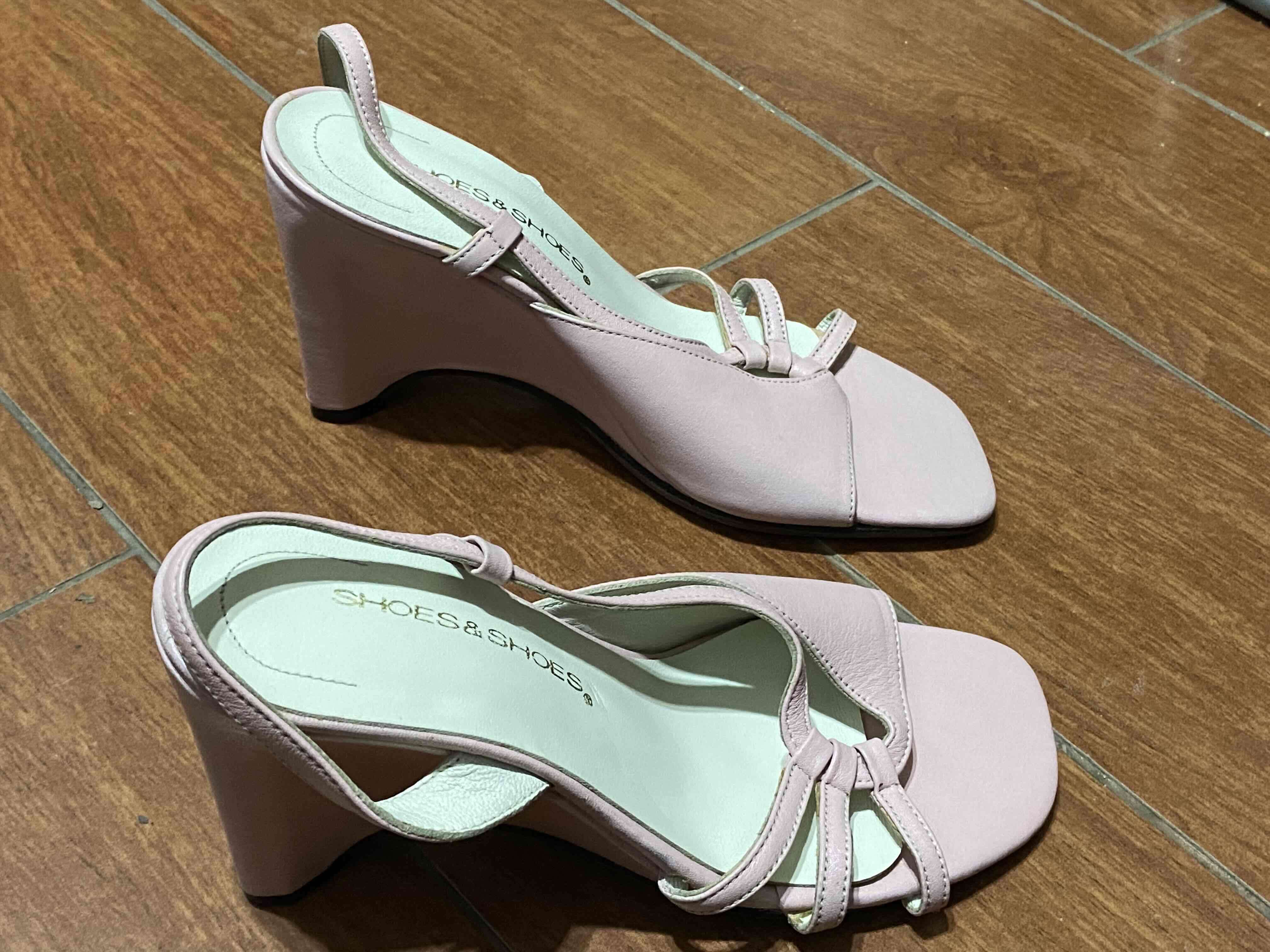 Tacones rosados elegantes - 5