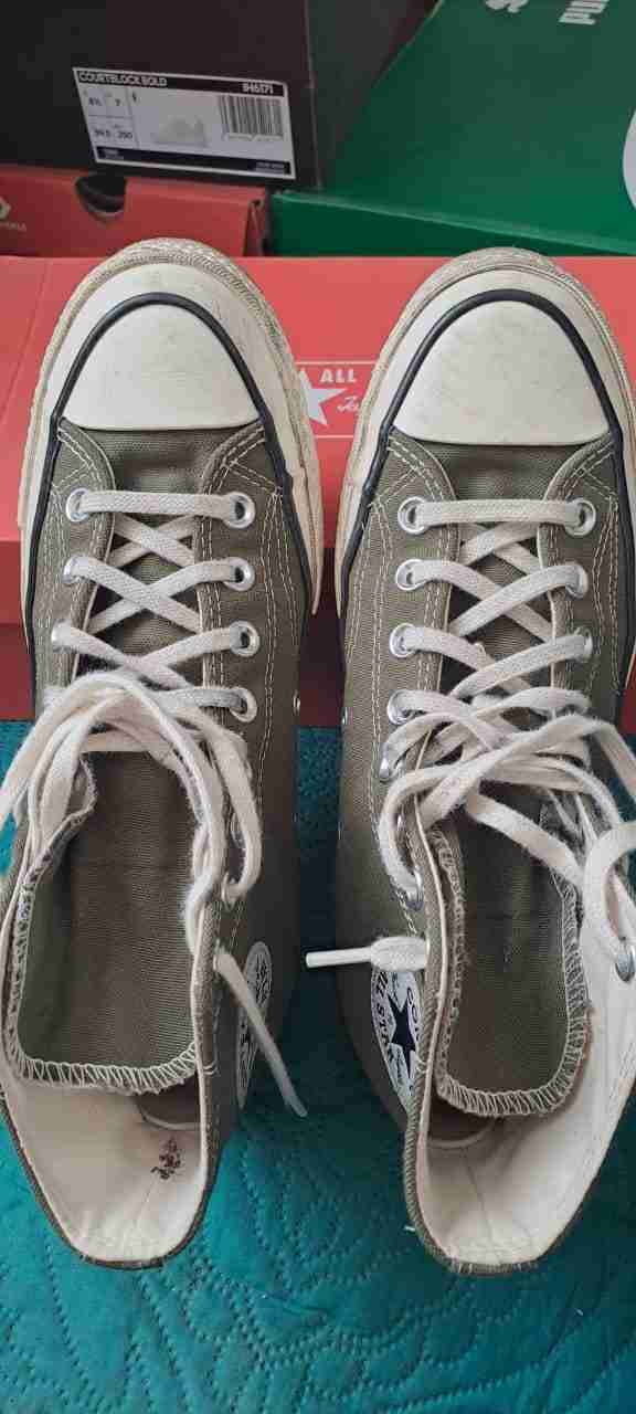 Zapatillas urbanas verde olivo - miniatura 1