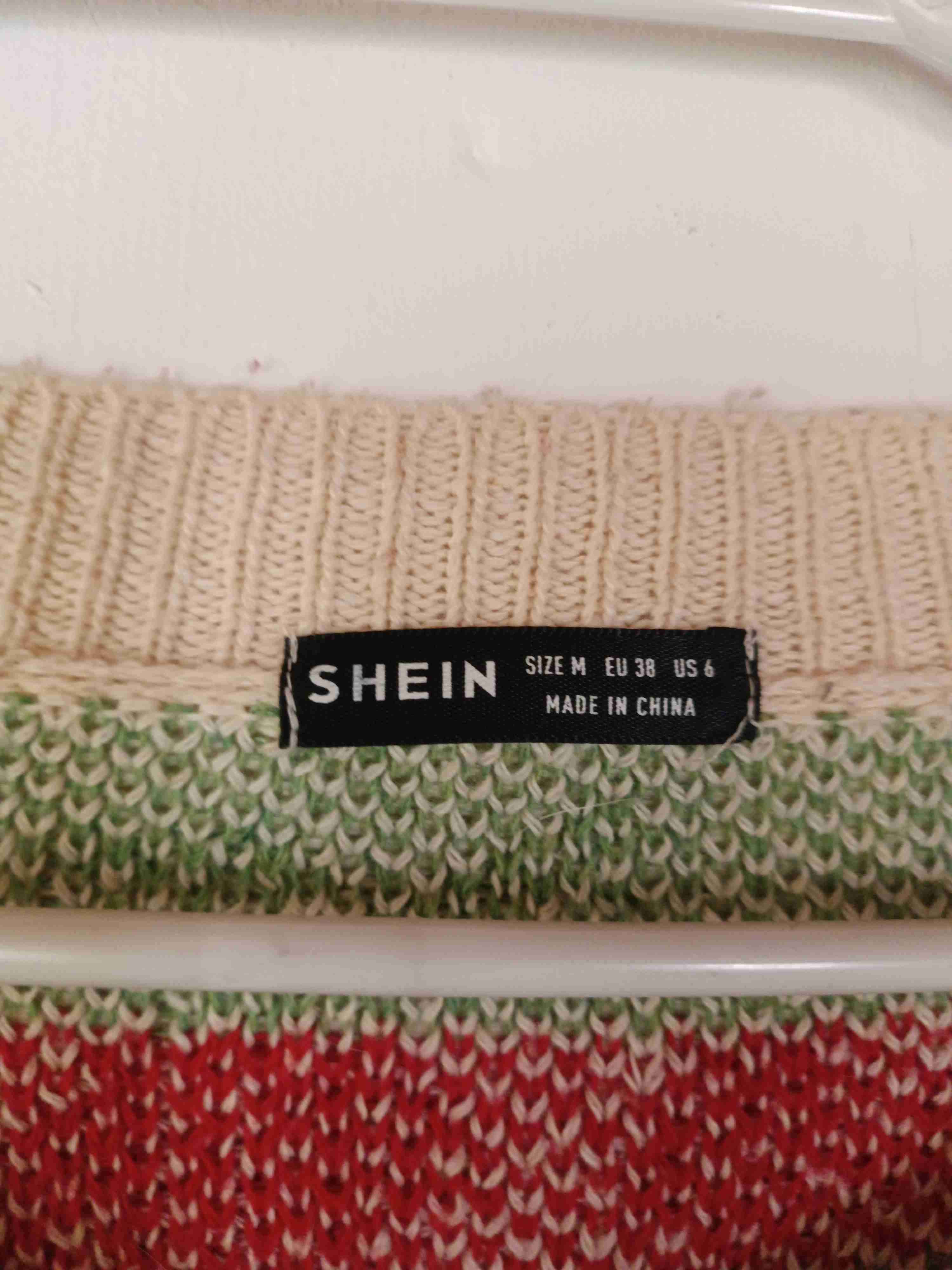 Cardigan beige con cerezas - miniatura 2