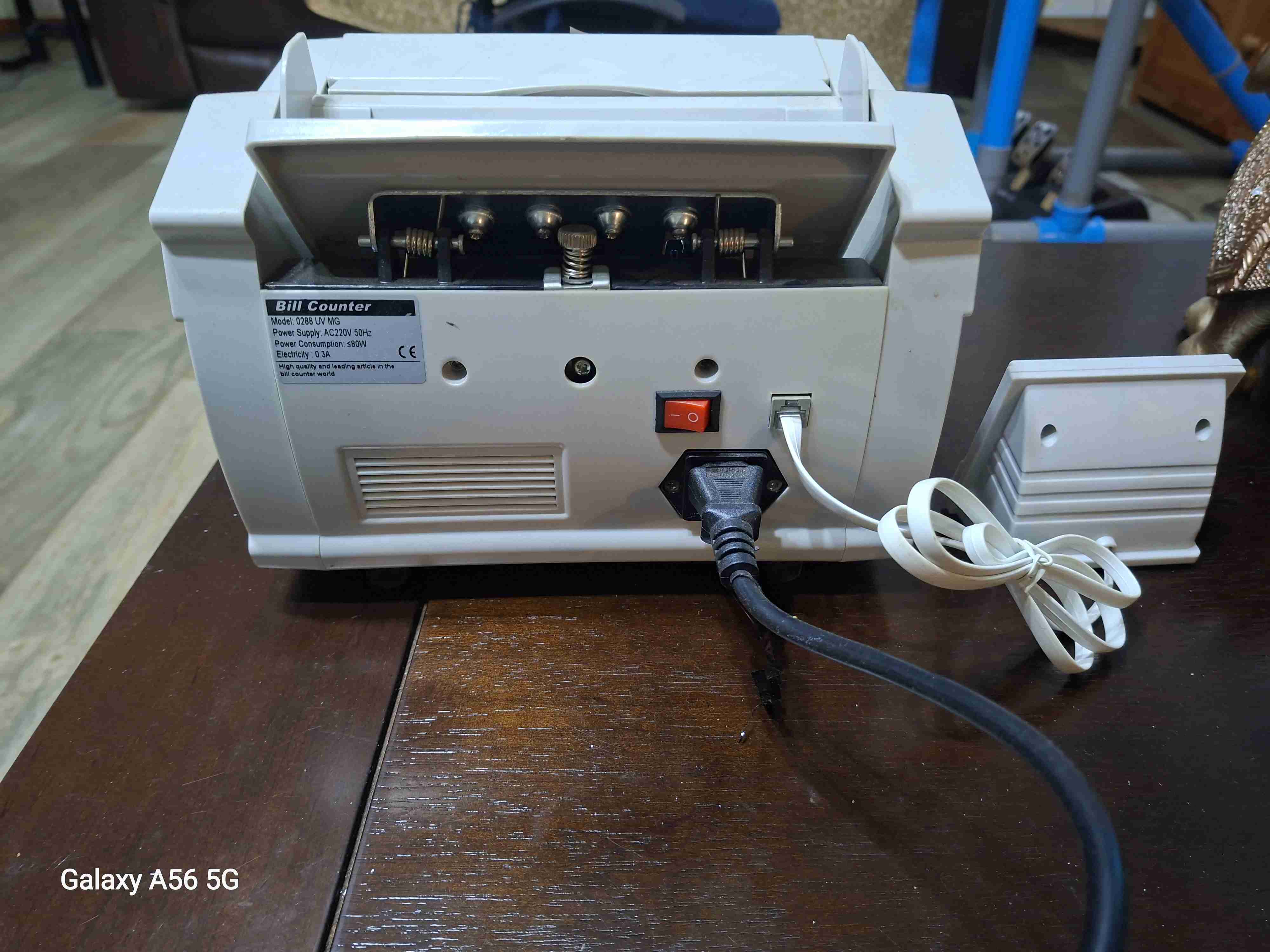 Contador de billetes profesional - miniatura 3