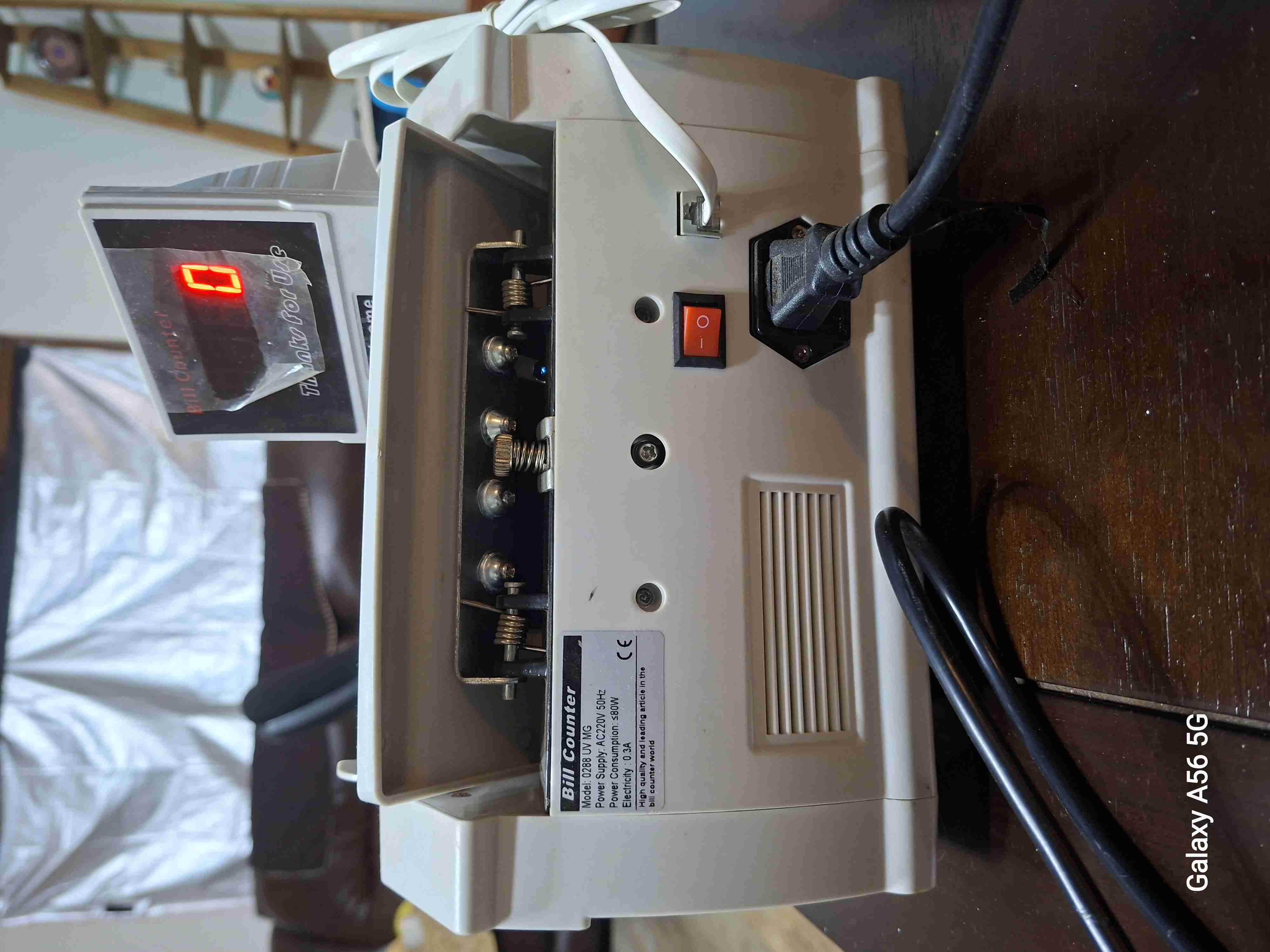 Contador de billetes profesional - miniatura 4