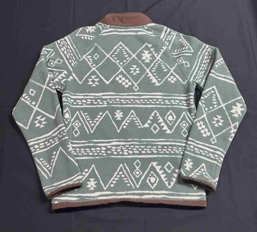 Poleron con patrón geométricas. - miniatura 2