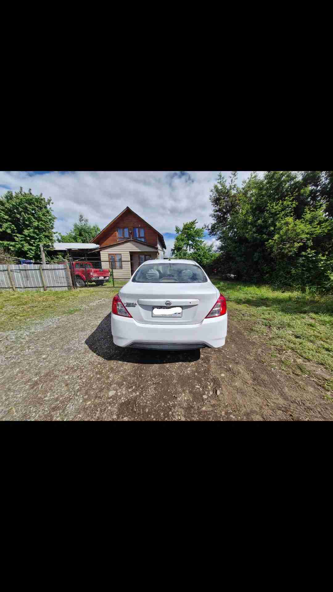 Auto Nissan versa 1.6 año 2019 - miniatura 3
