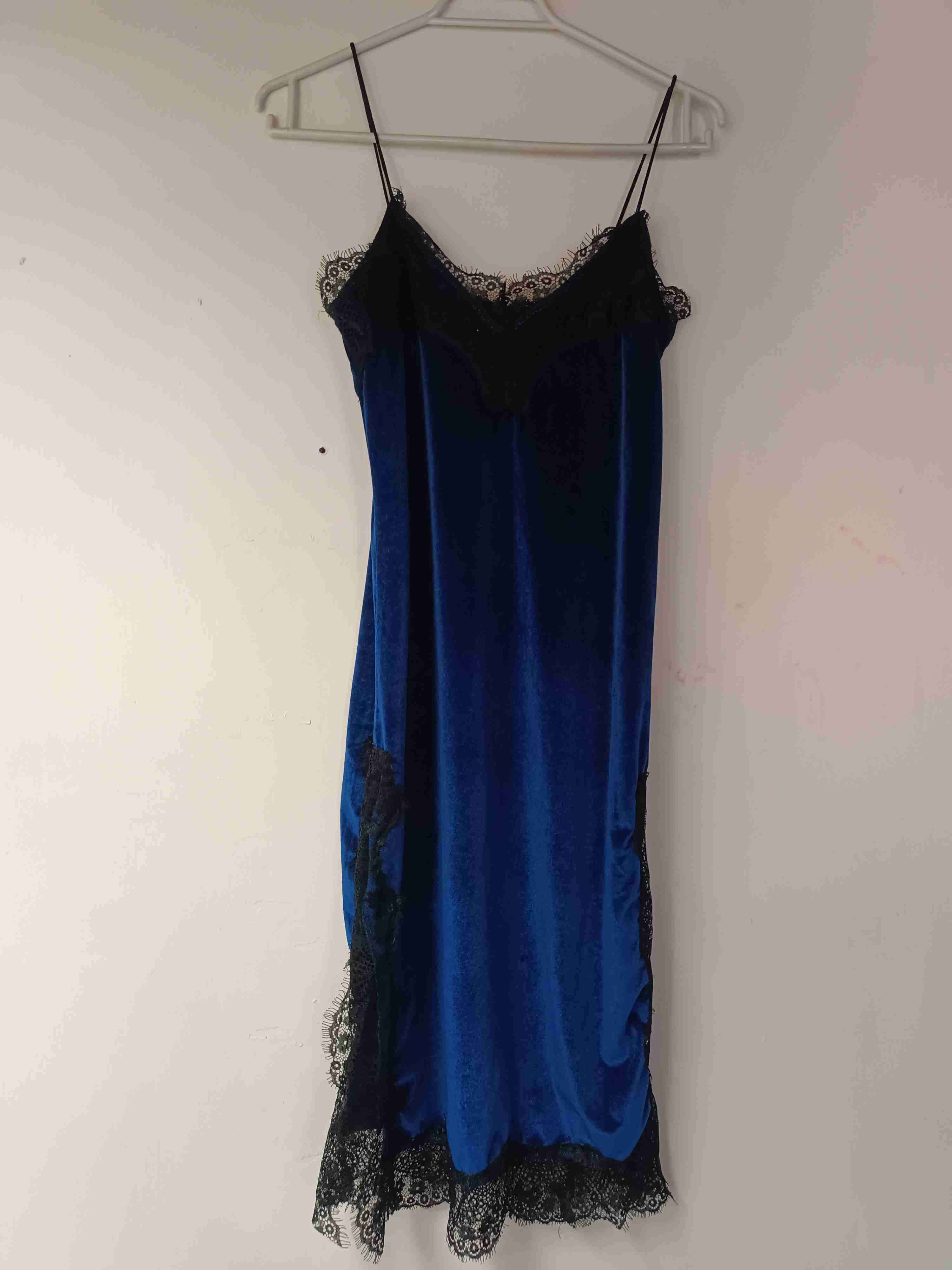 Vestido azul terciopelo de encaje - miniatura 1