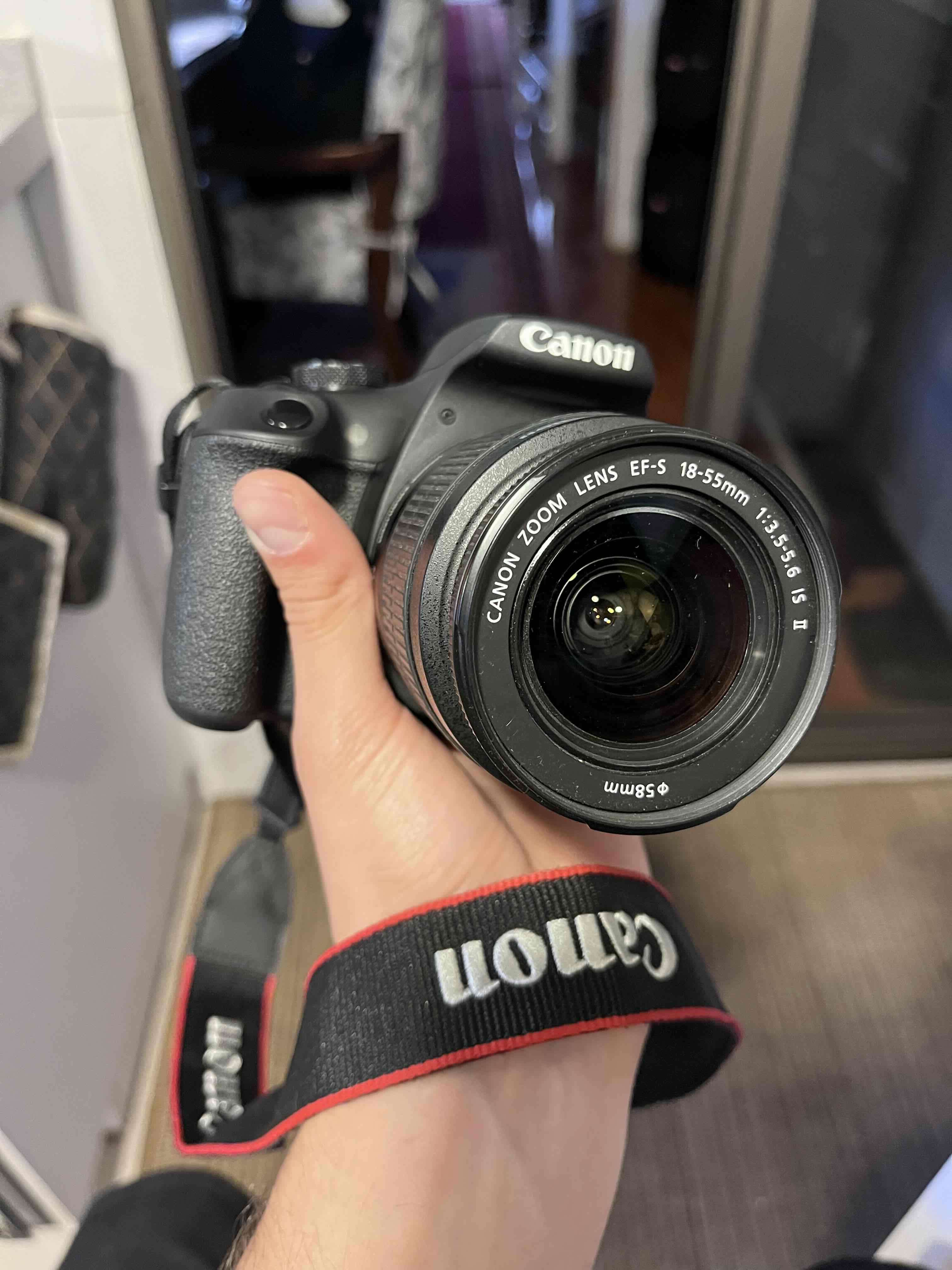 Cámara Canon EOS Rebel T7 con accesorios - miniatura 5