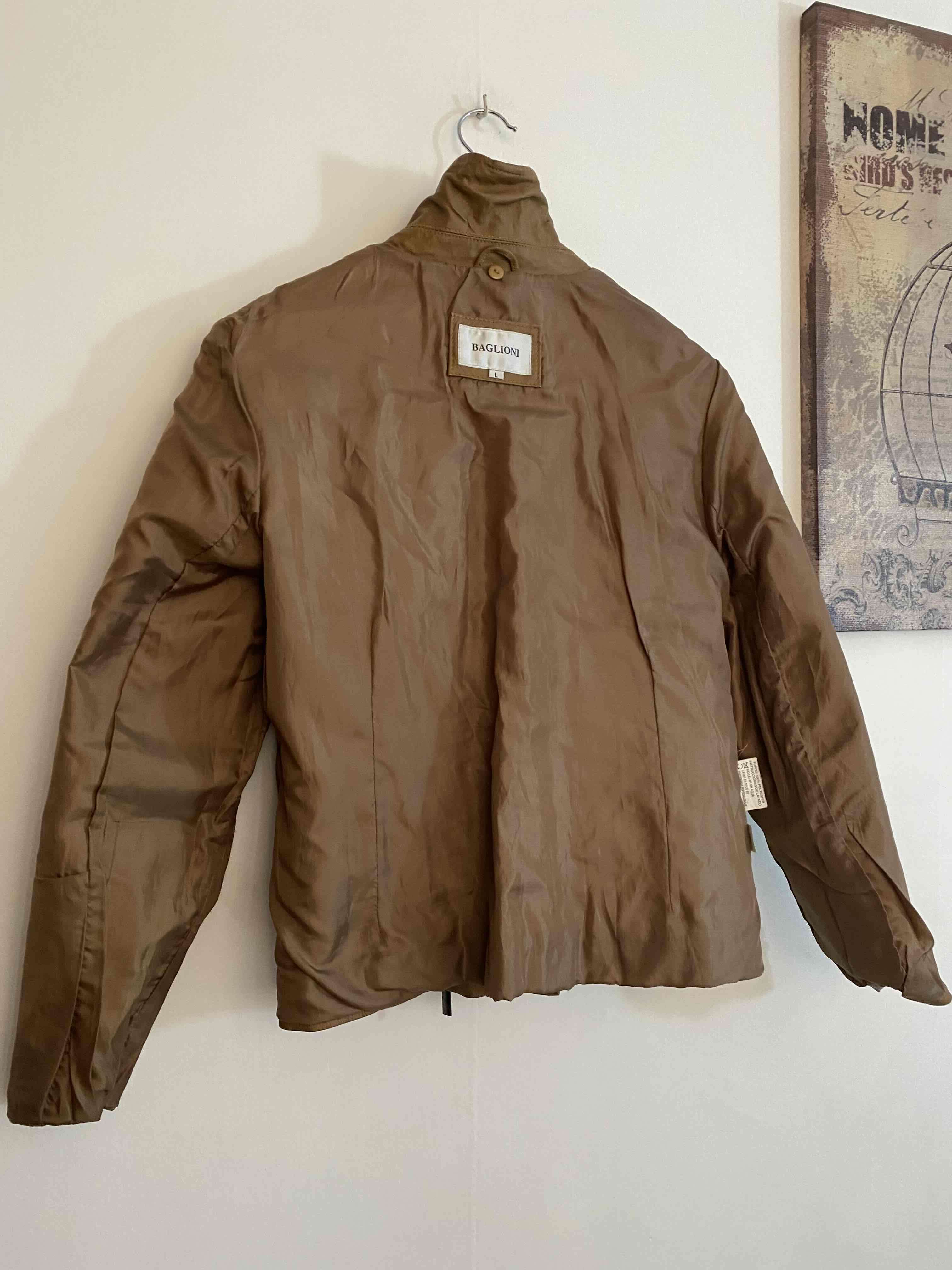 Chaqueta café estilo casual - miniatura 3