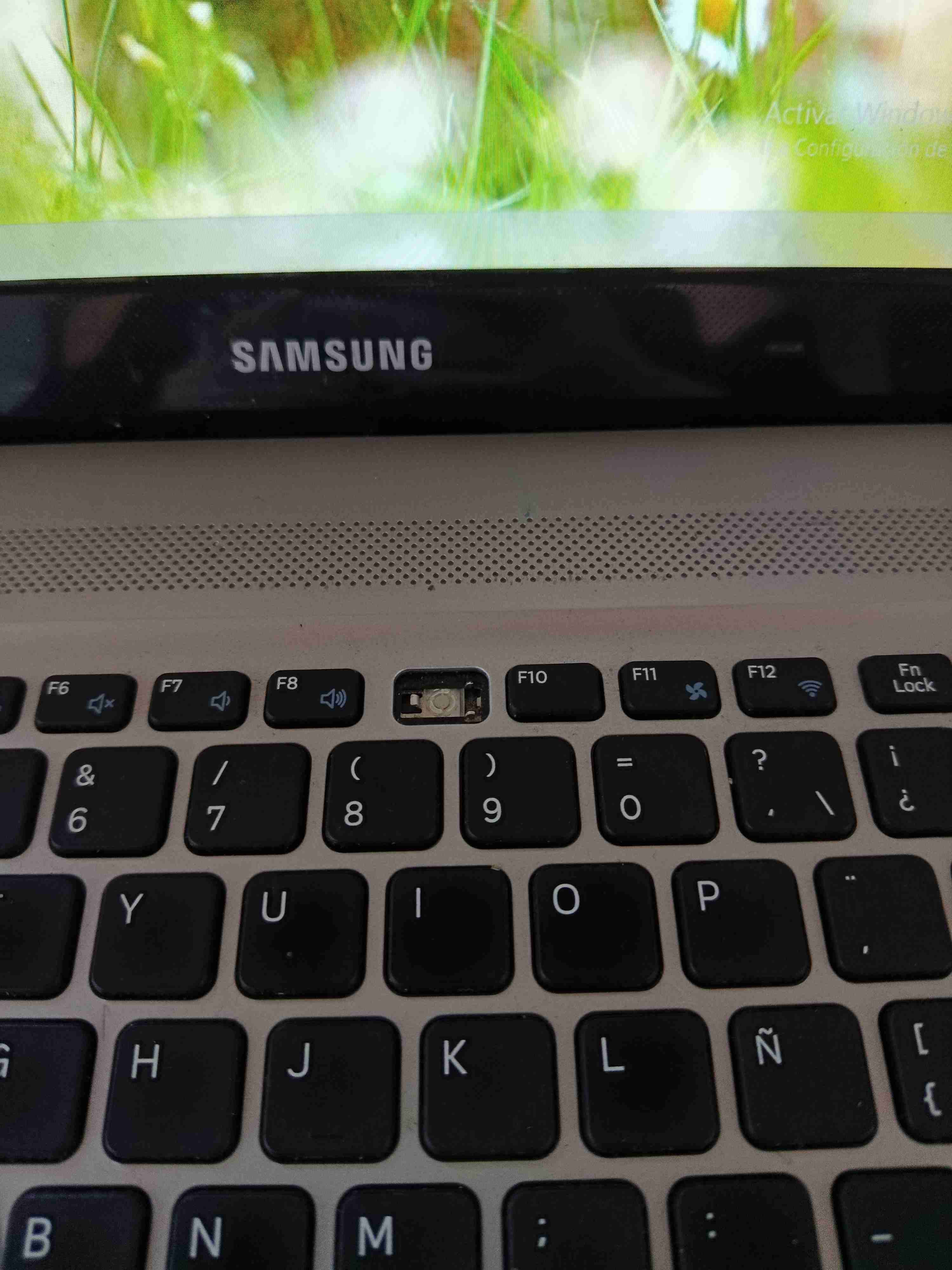 Notebook Samsung usado - miniatura 3