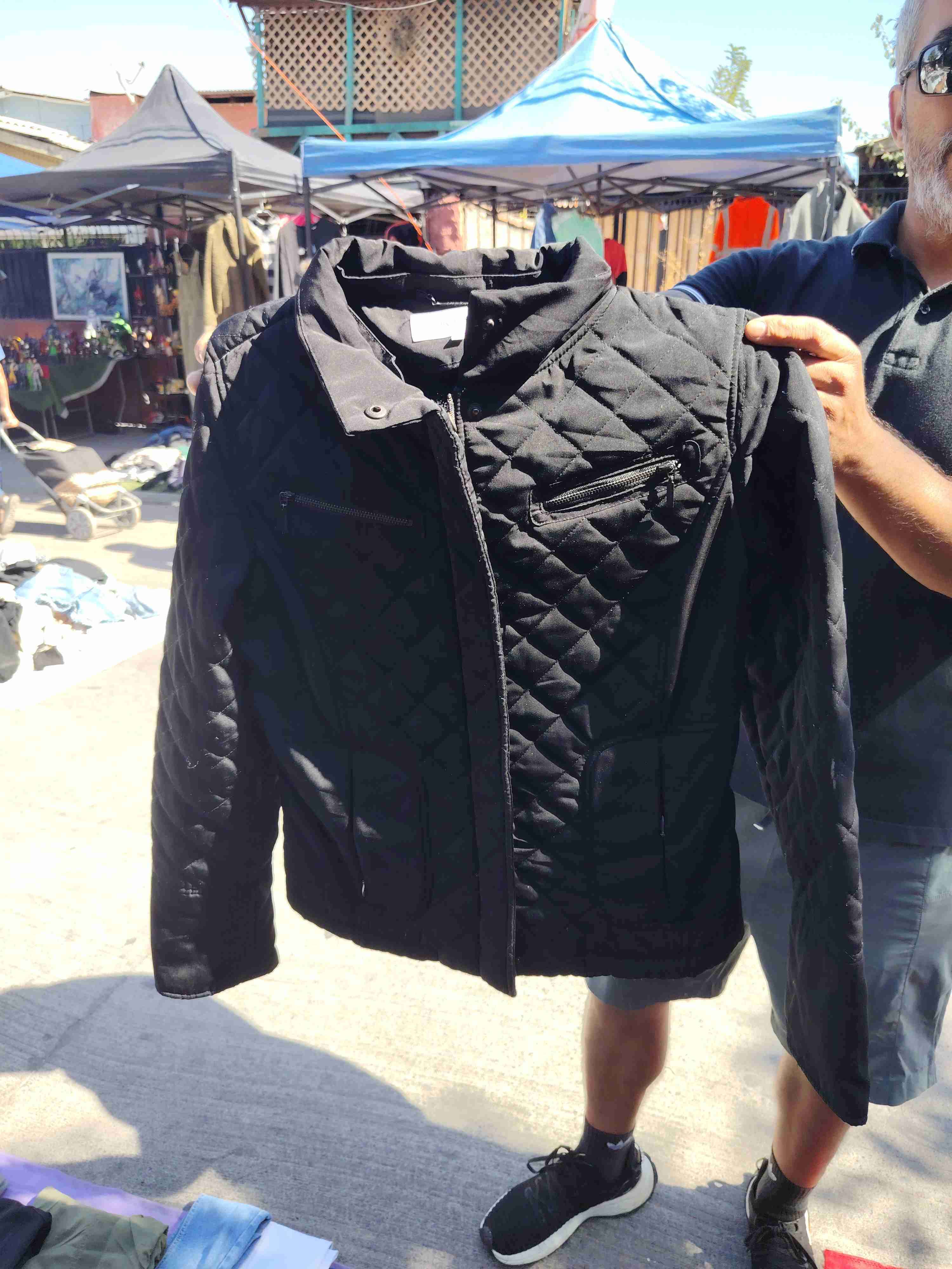 Chaqueta acolchada negra - miniatura 1