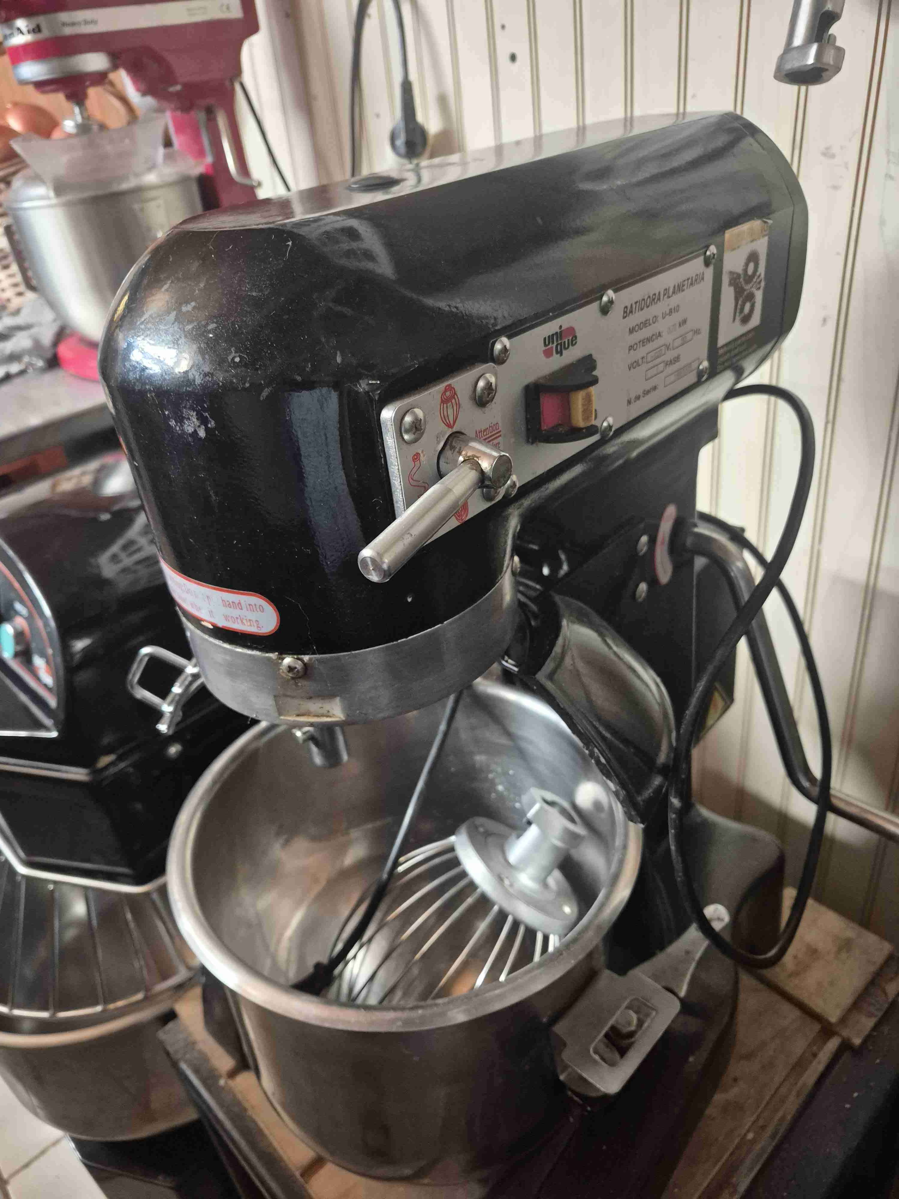 Batidora planetaria 10 litros. Con 3 accesorios - miniatura 1