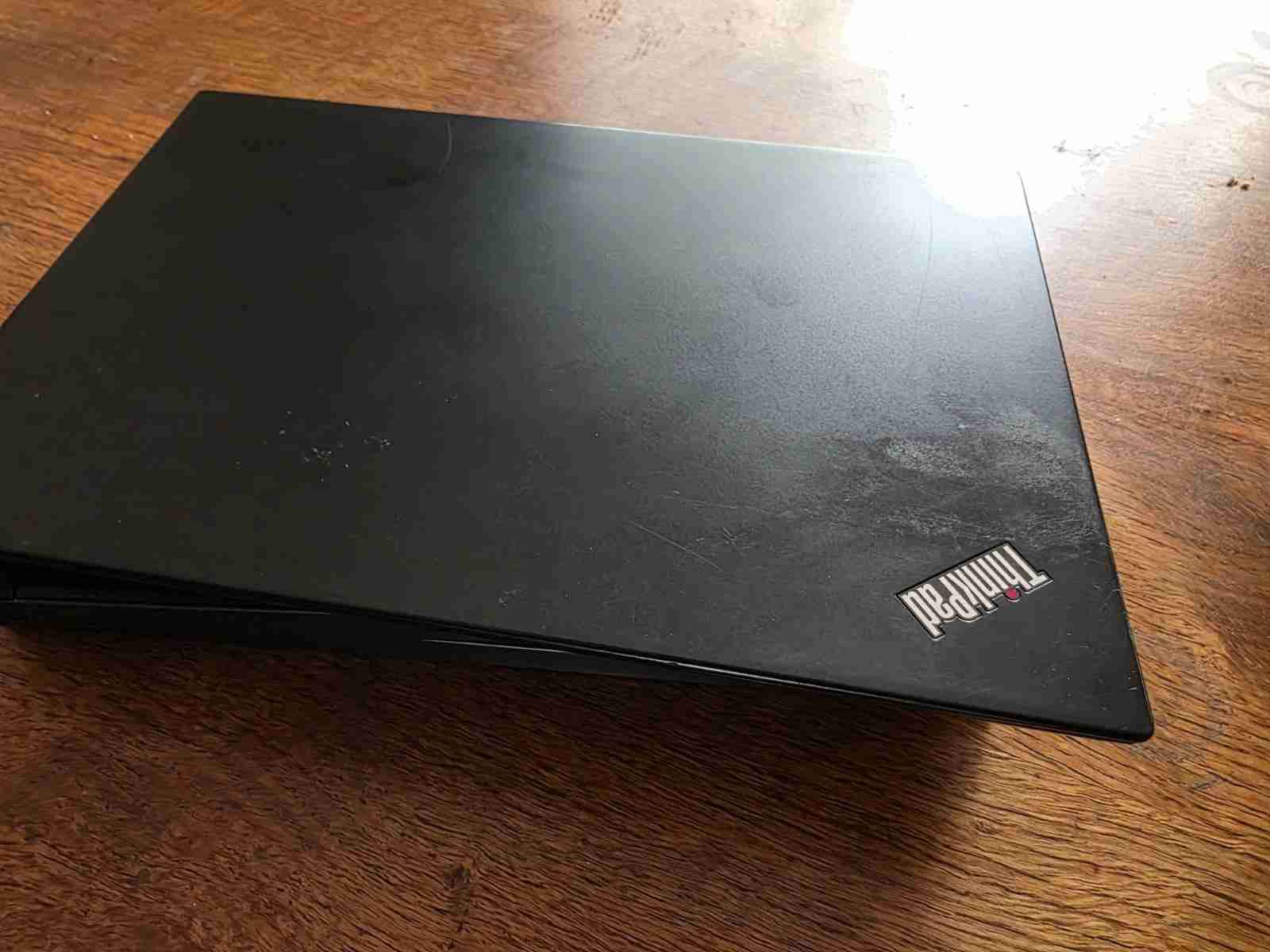 Laptop Lenovo x390 i7 8GB RAM - miniatura 4