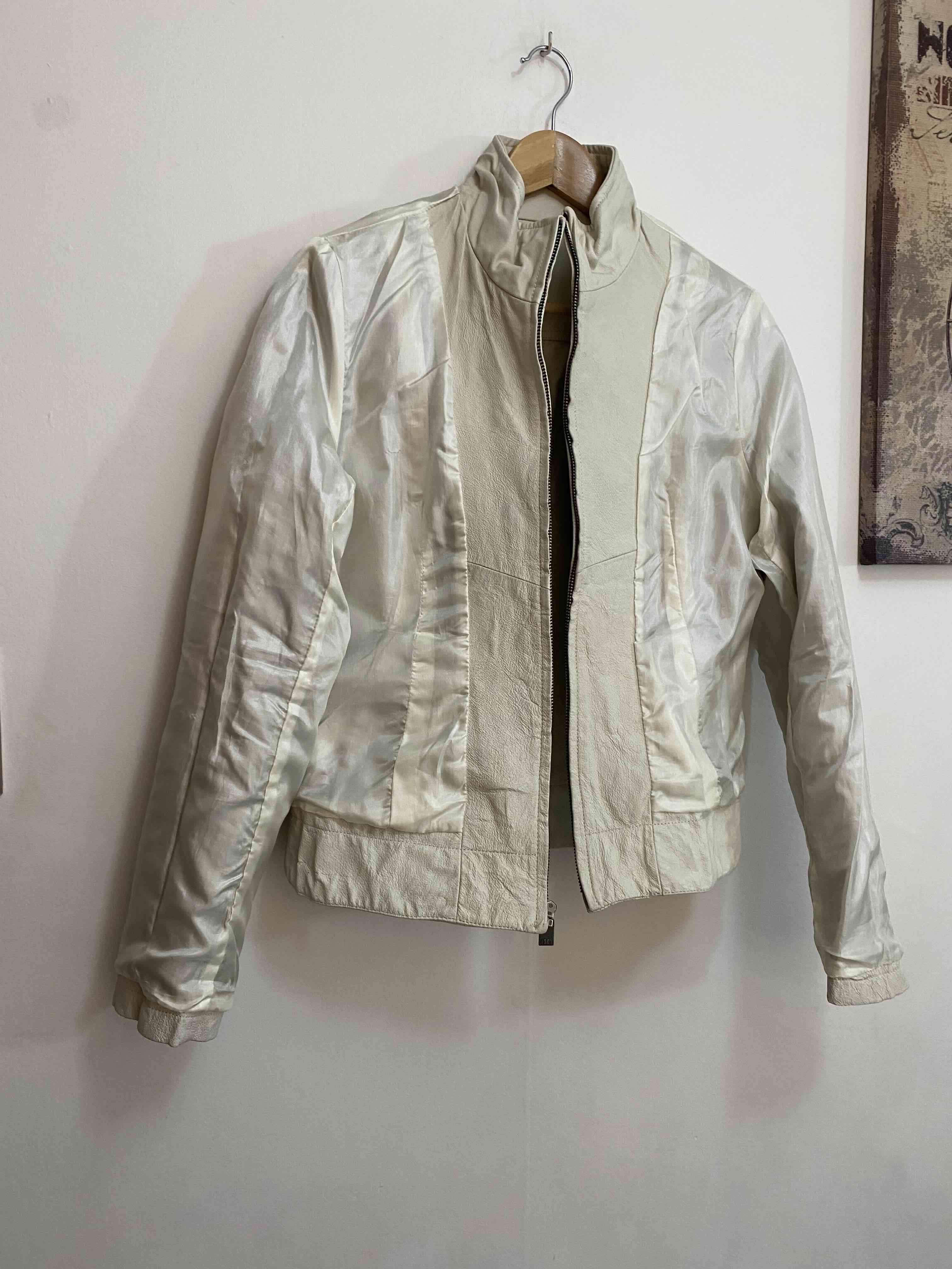 Chaqueta de cuero beige - miniatura 3