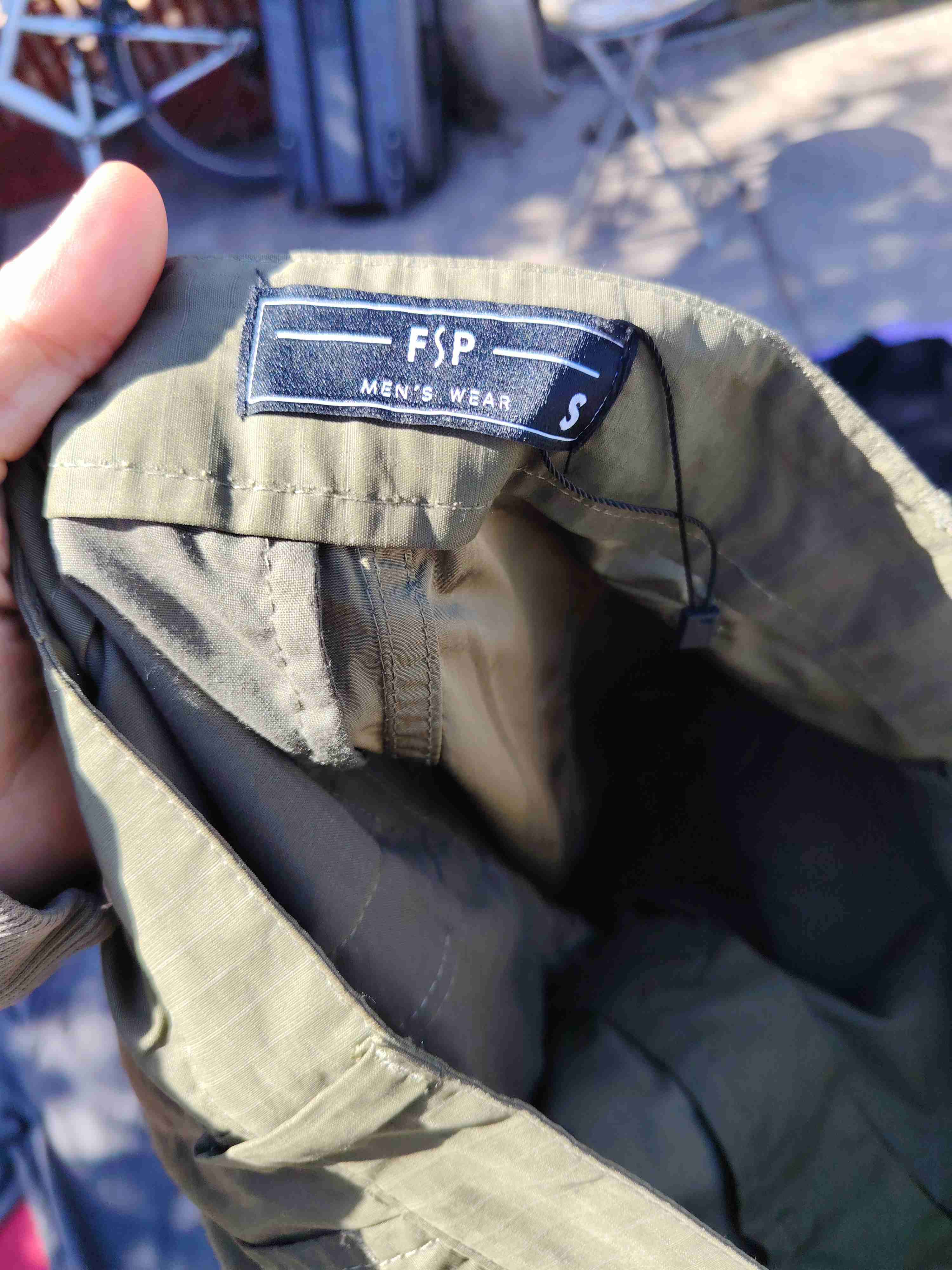 Pantalones cargo verdes - miniatura 2