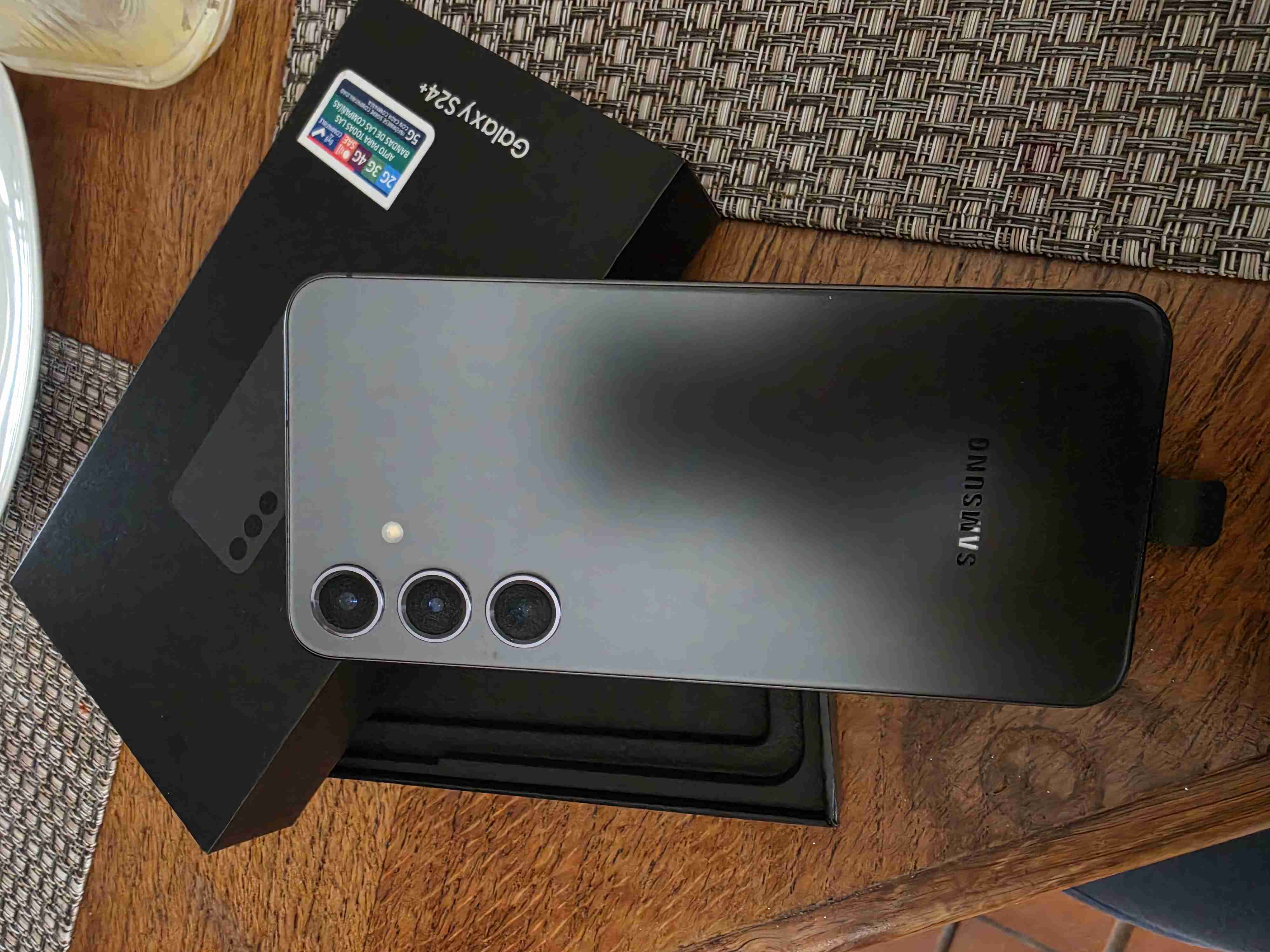 Samsung Galaxy S24+ - miniatura 1