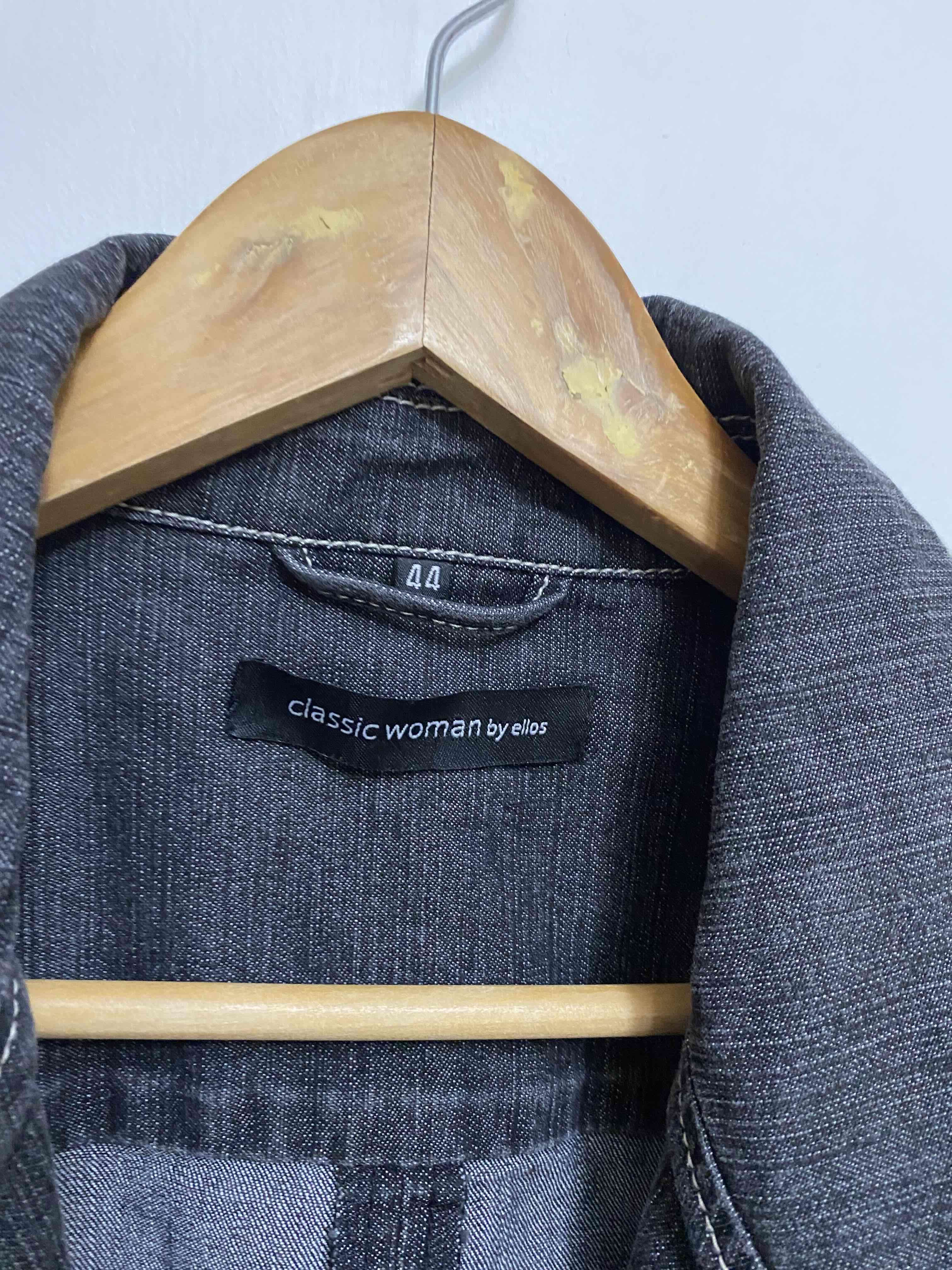 Chaqueta negra talla 44 - miniatura 3