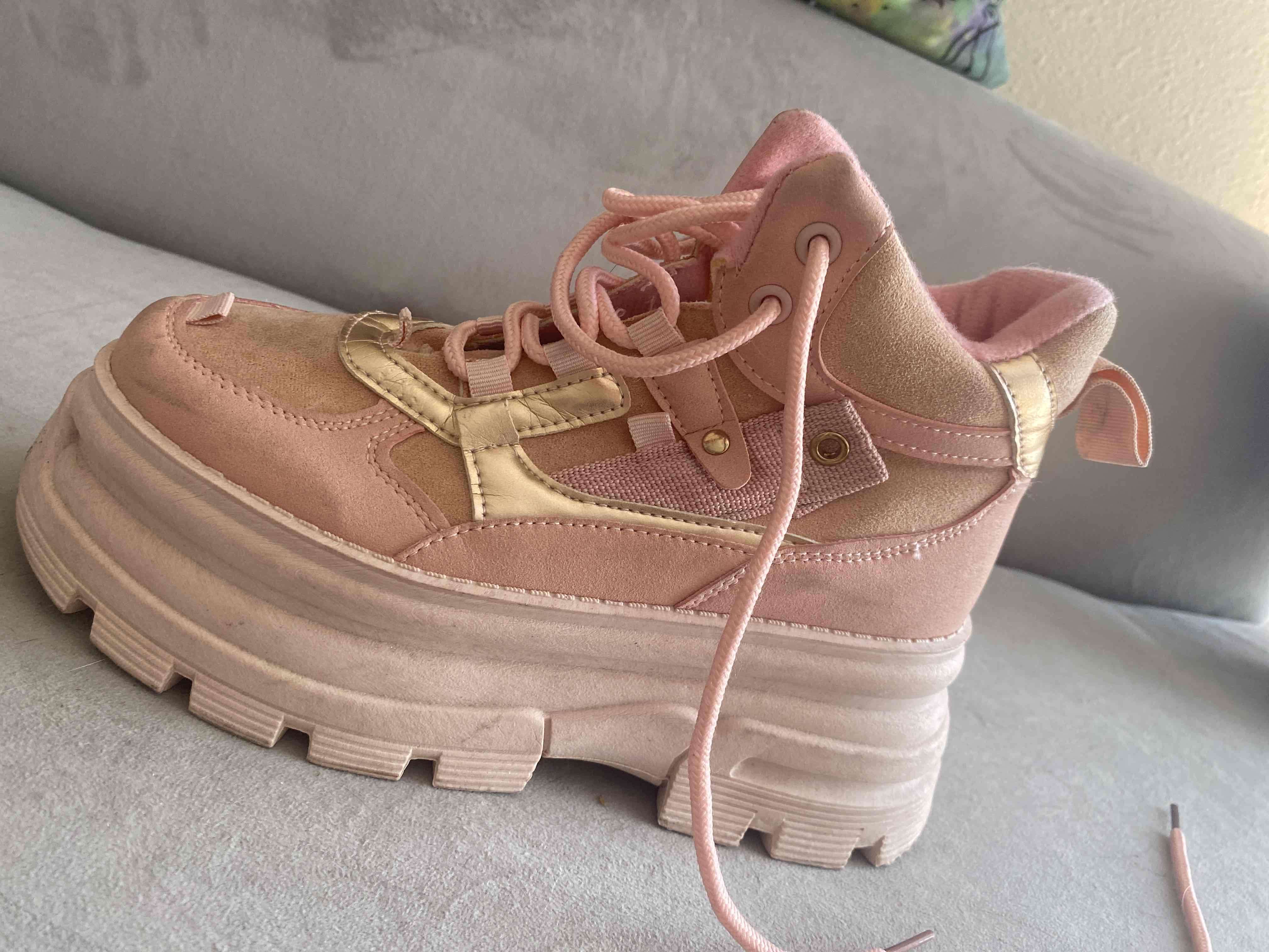 Zapatillas rosadas plataforma - miniatura 2