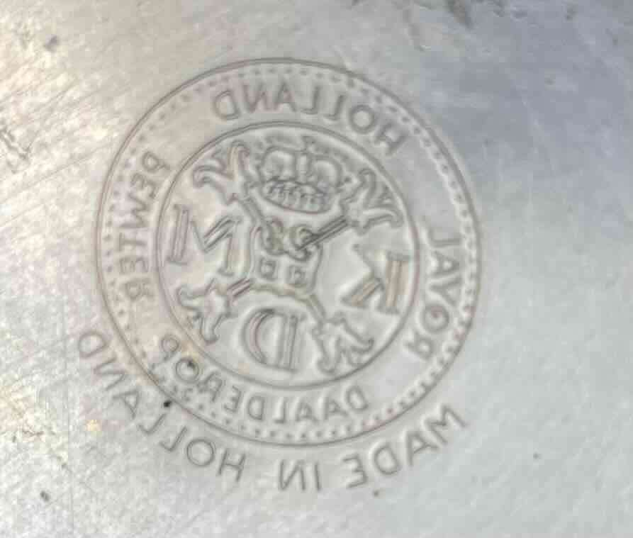 Juego de jarros de metal antiguos - miniatura 3