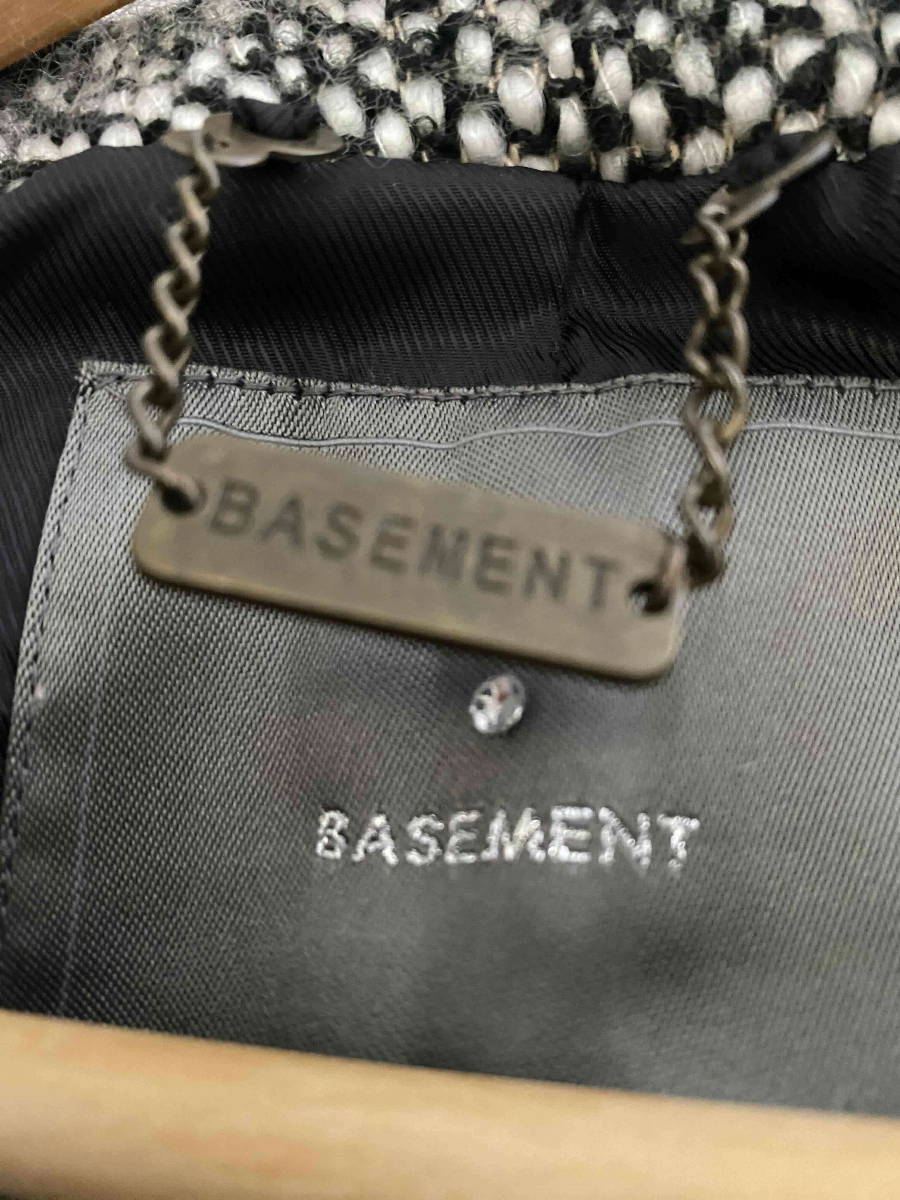 Chaqueta Basements negro y blanco - miniatura 2