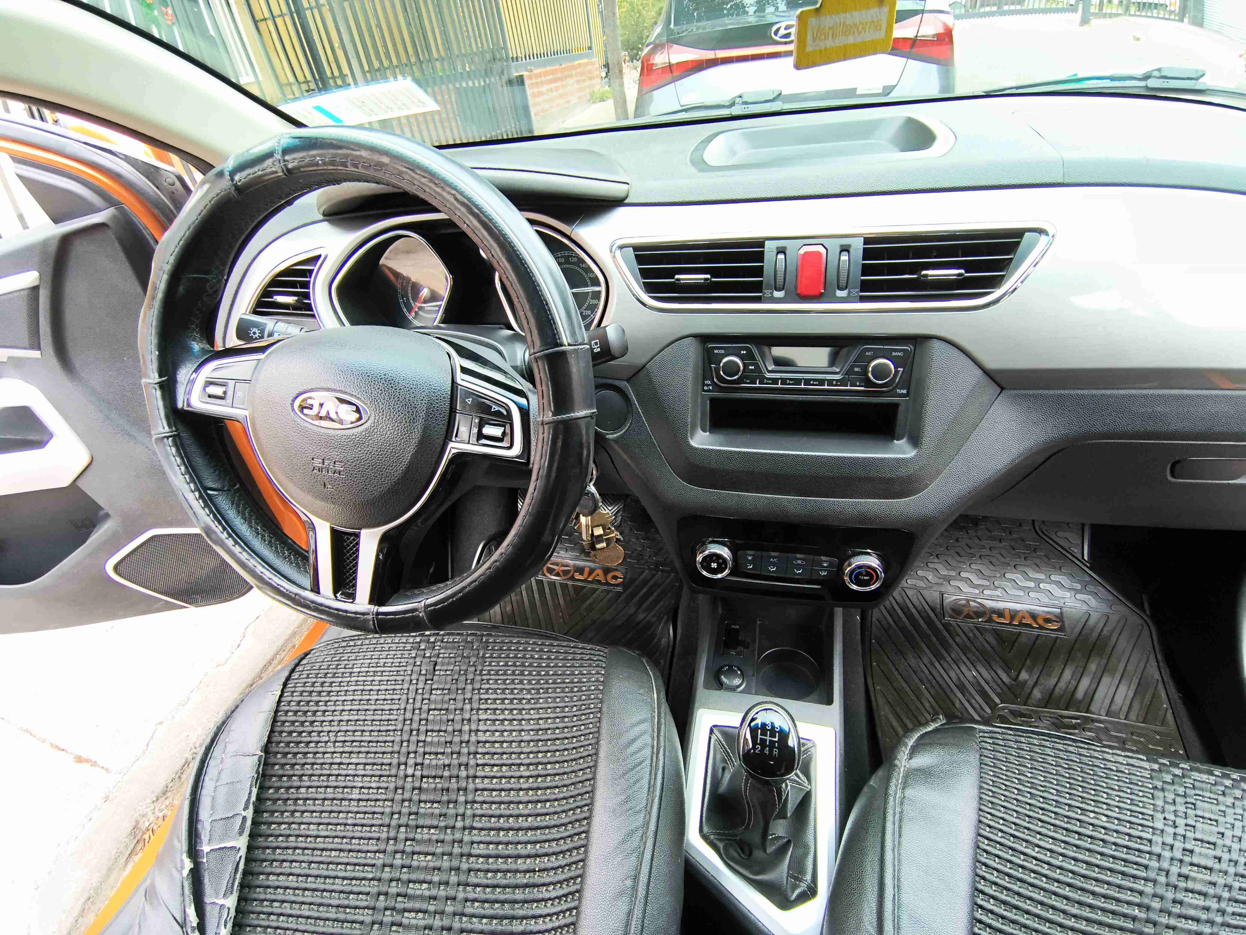 JAC S2 2018, en excelente estado, precio conversab - miniatura 6