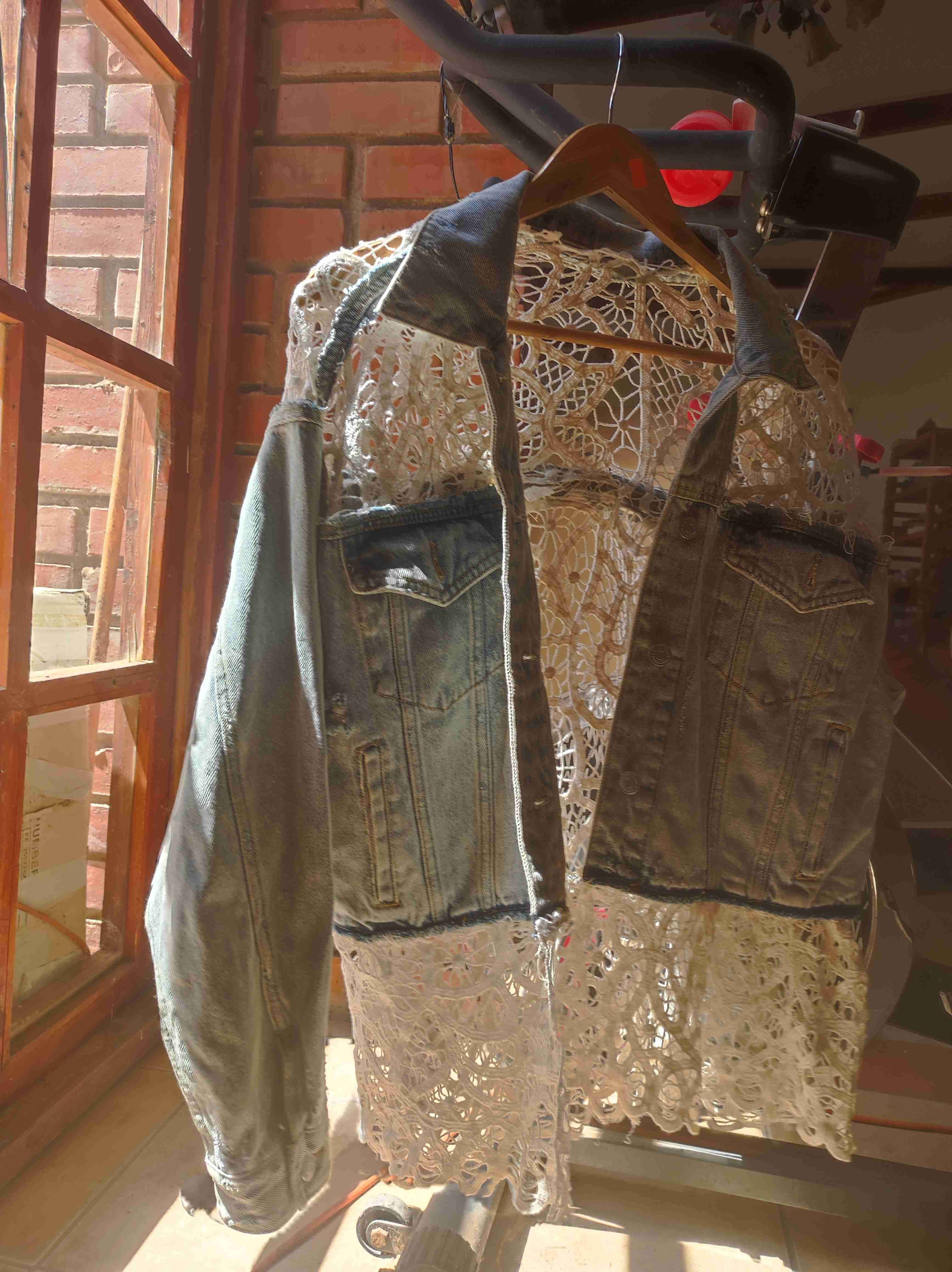 Jeans mujer celestes con estrellas - miniatura 5