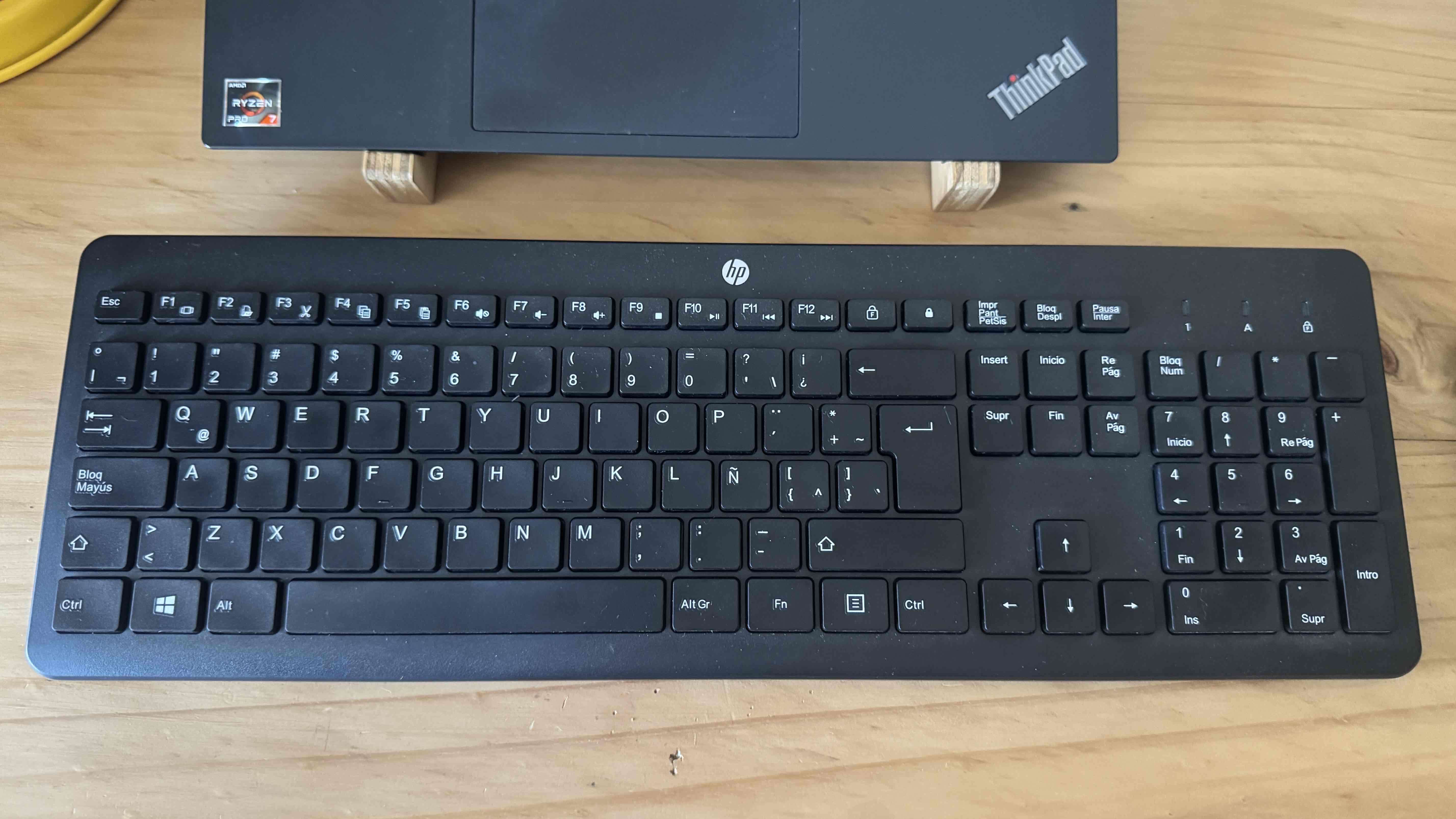 Teclado y mouse HP inalámbricos - miniatura 2