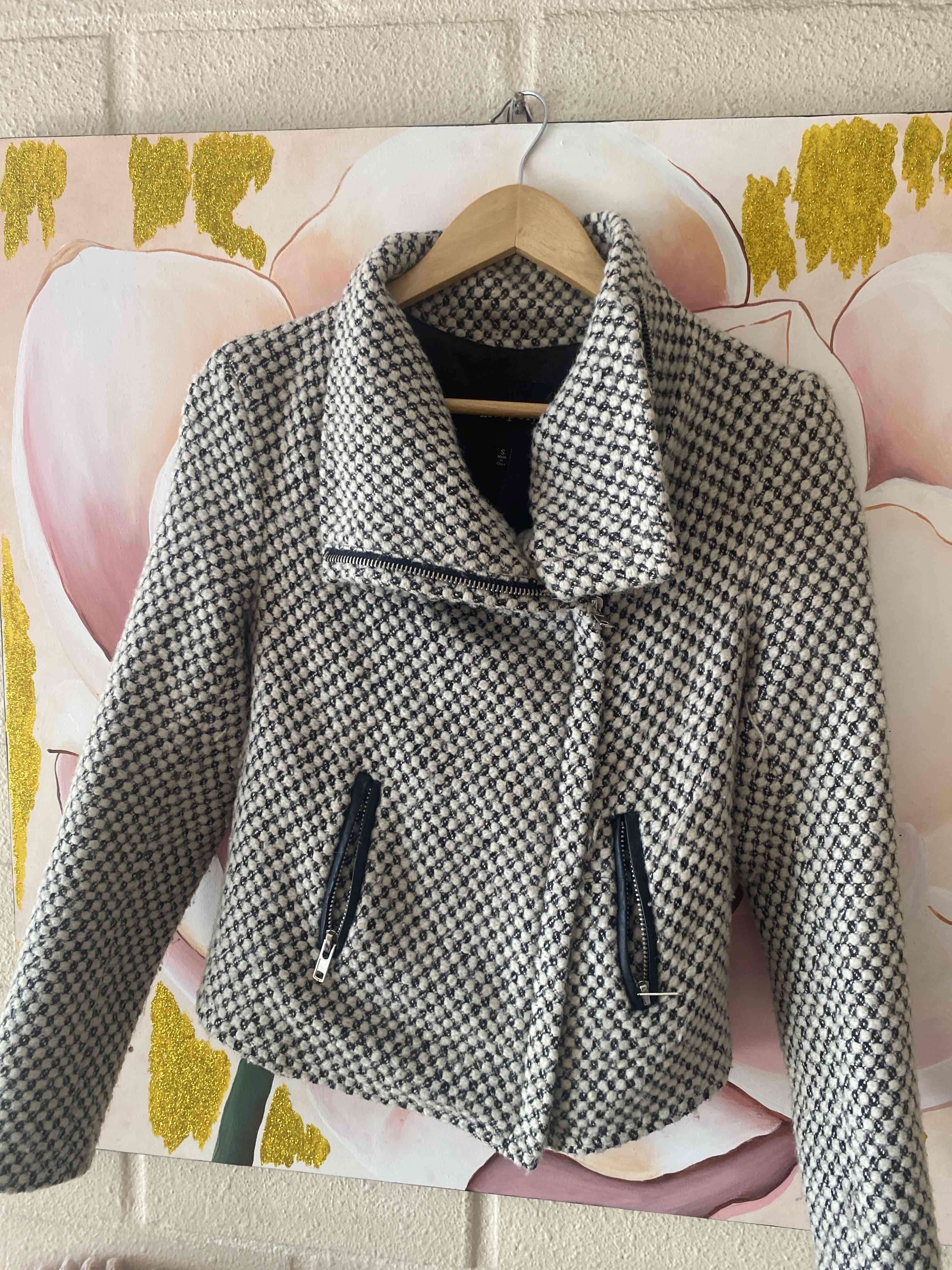 Chaqueta de lana gris y negra - 2