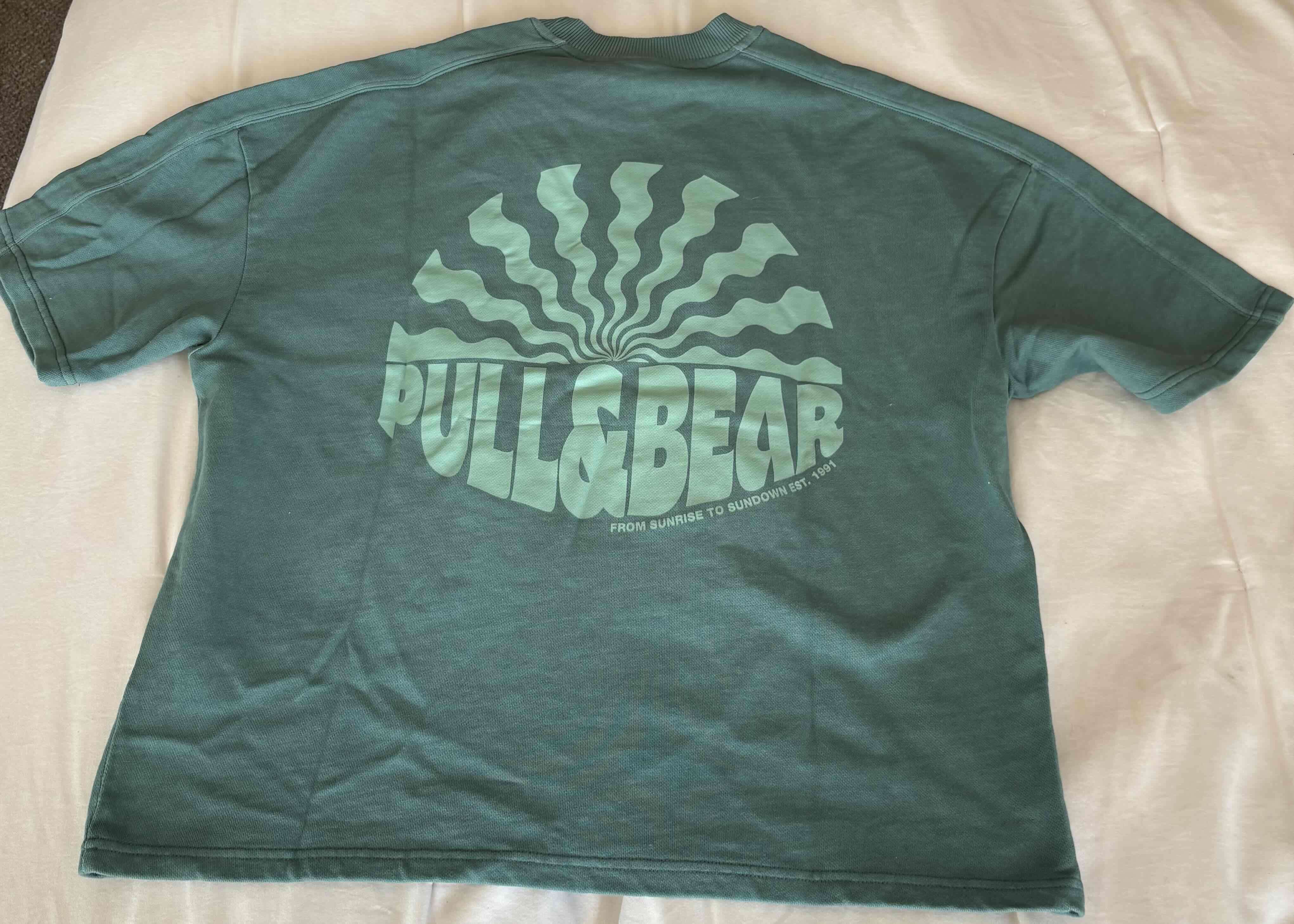 Polera verde Pull & Bear nueva - miniatura 2