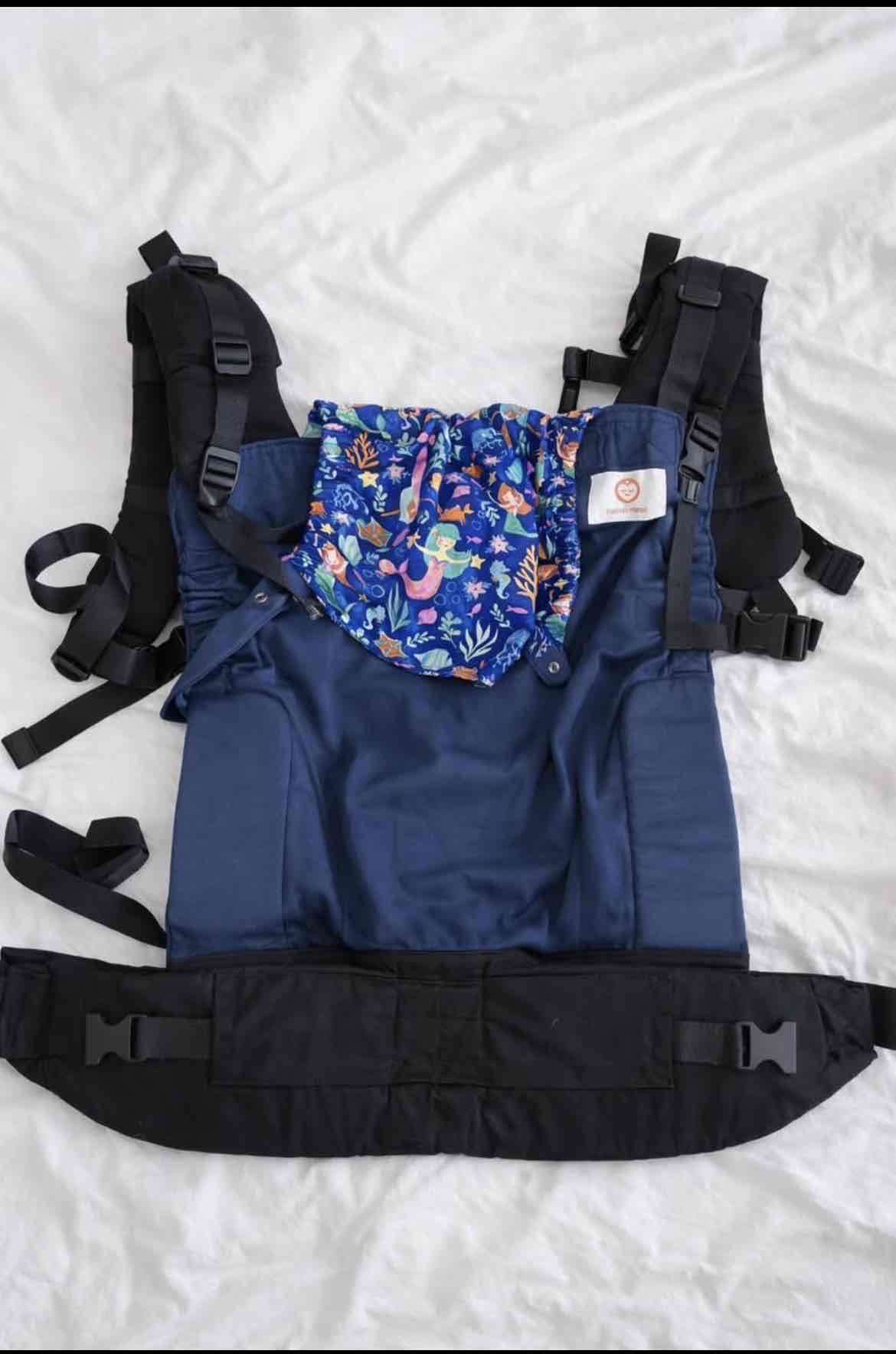 Mochila portabebé azul estampado - miniatura 1