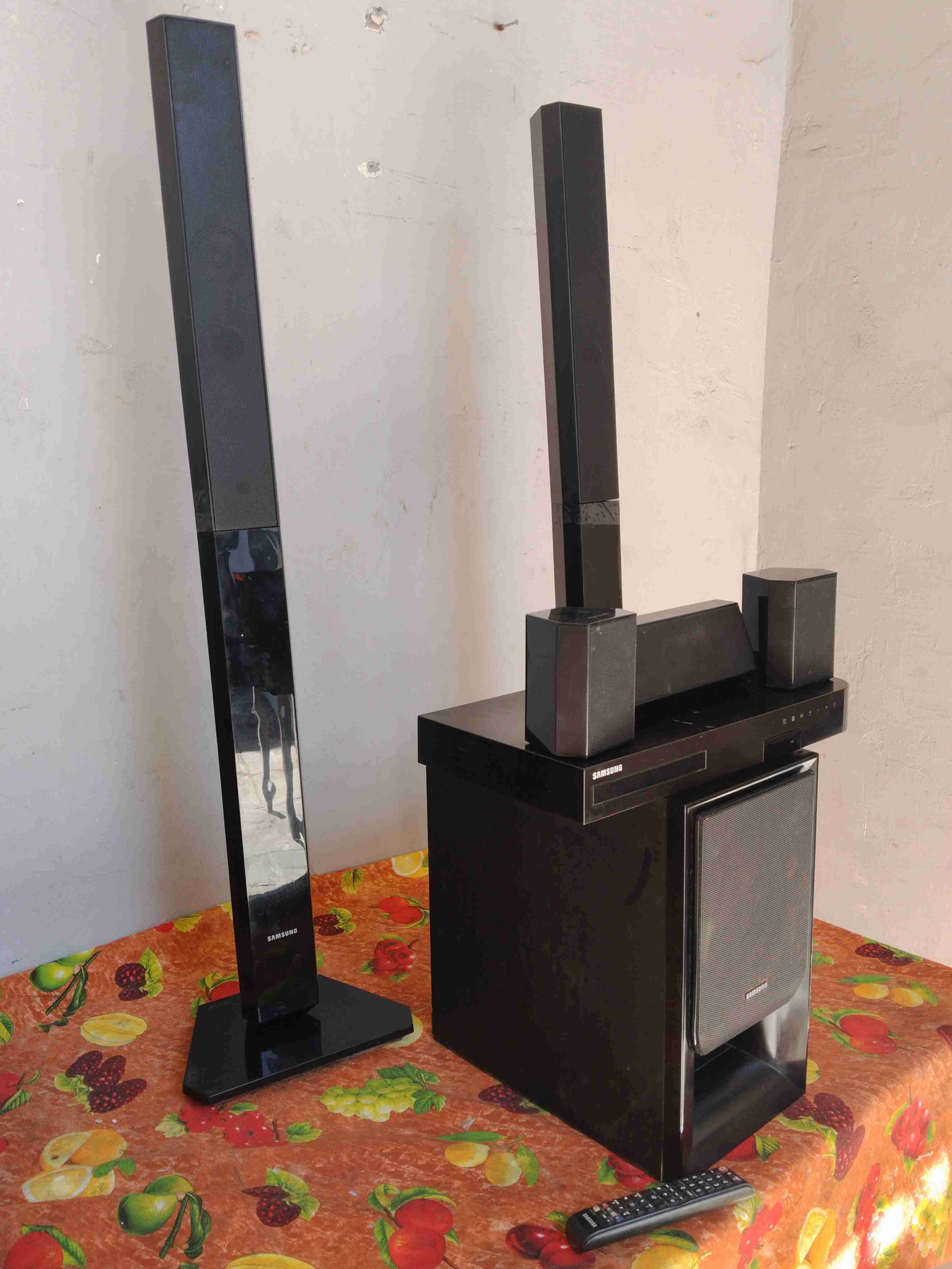 Sistema de sonido Samsung con subwoofer - miniatura 5