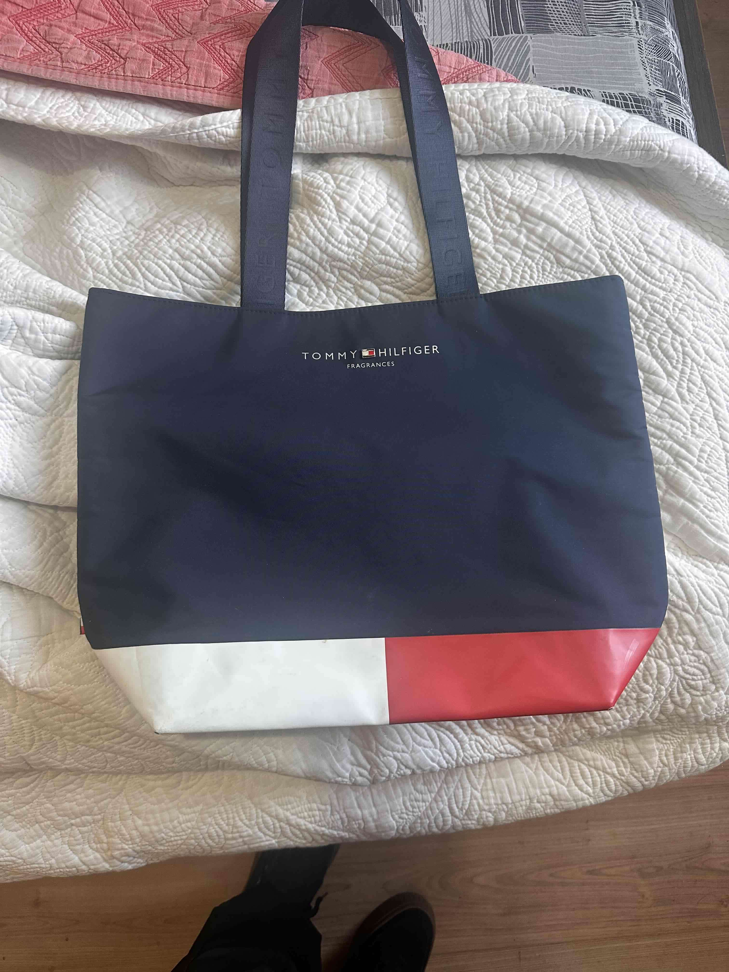 Bolso Tommy Hilfiger tricolor