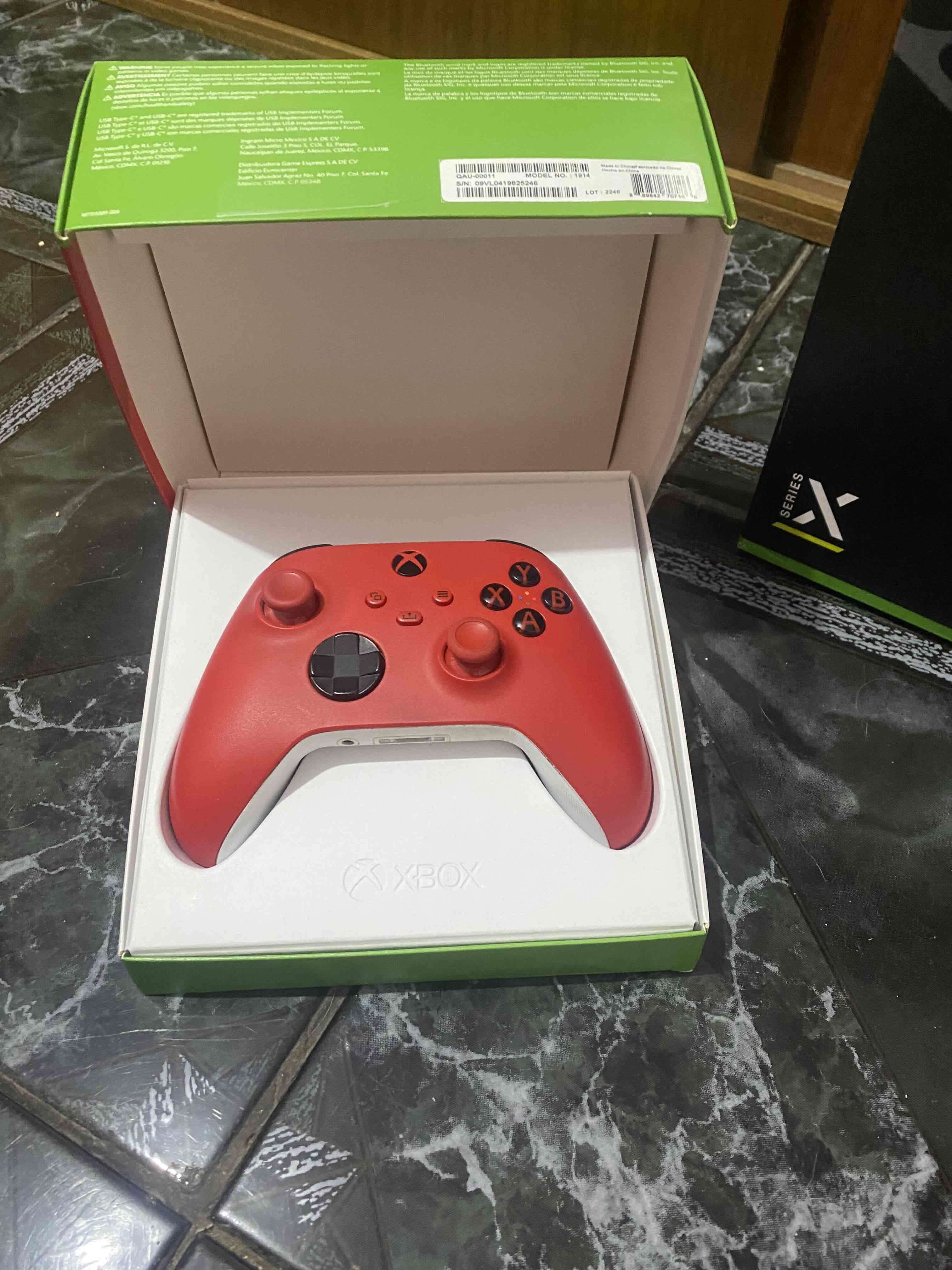 Consola de videojuegos Xbox series X - miniatura 3