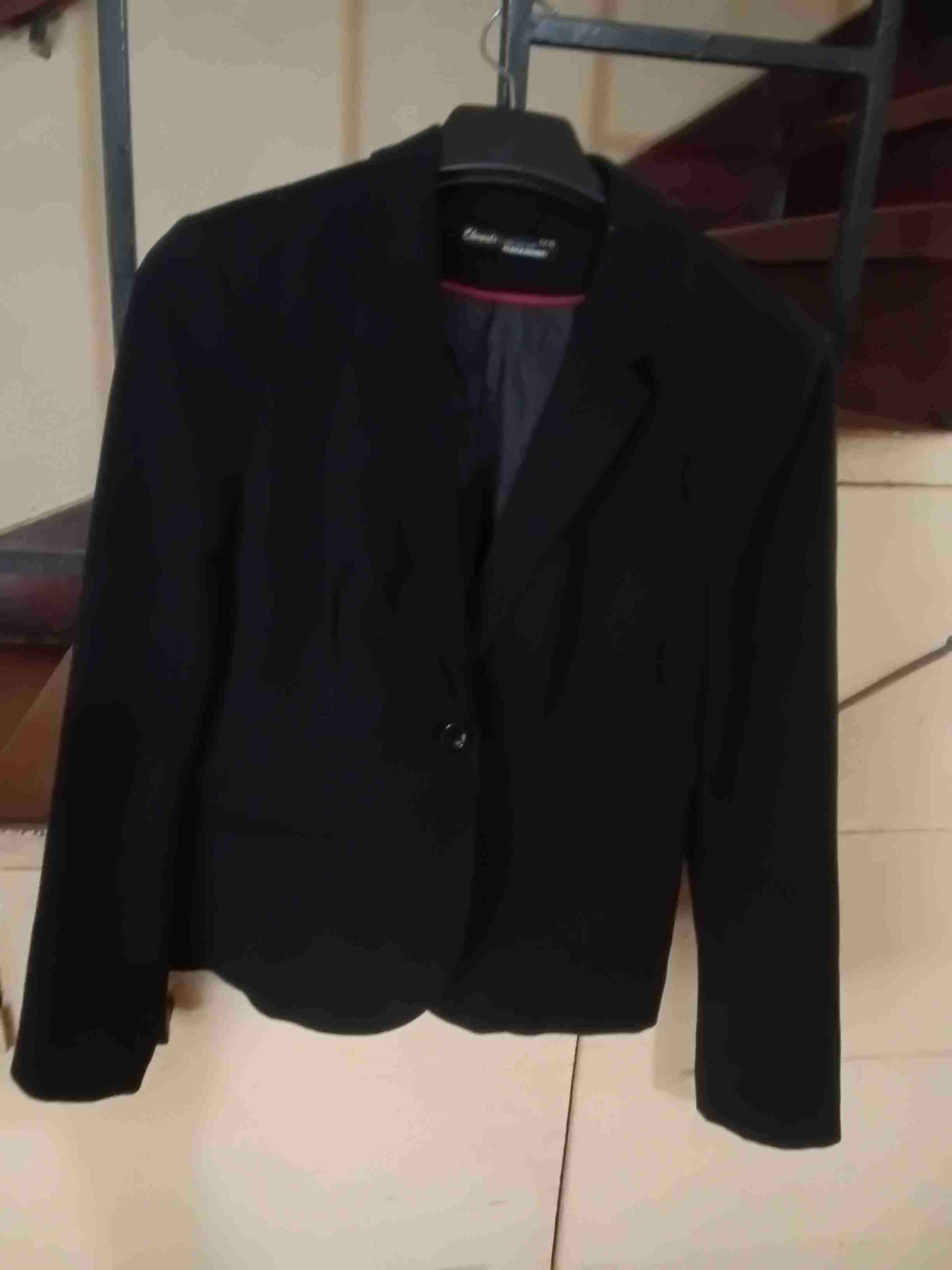 Blazer negro de mujer - miniatura 1