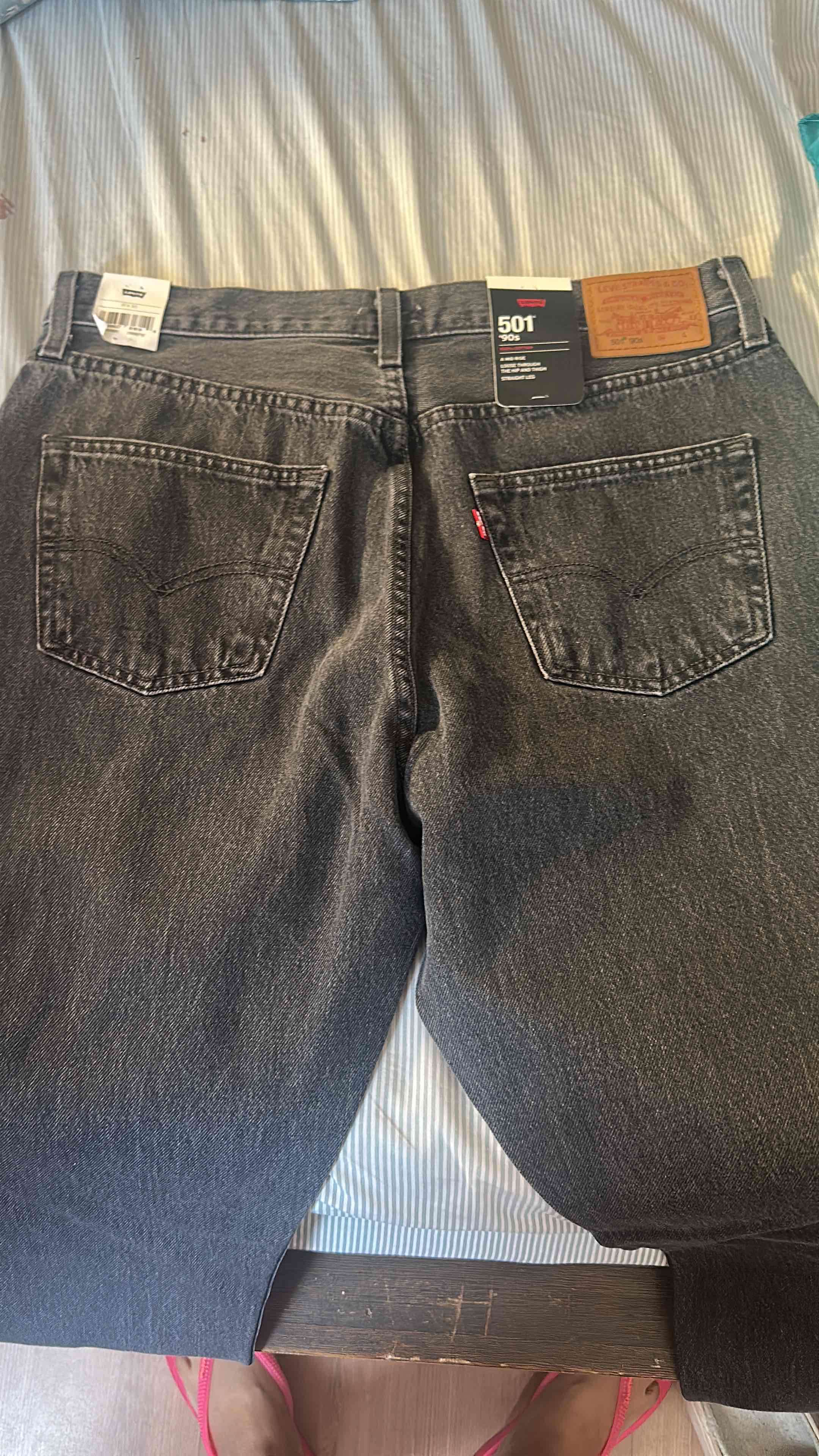 Jeans negros con tachas nuevos - miniatura 3