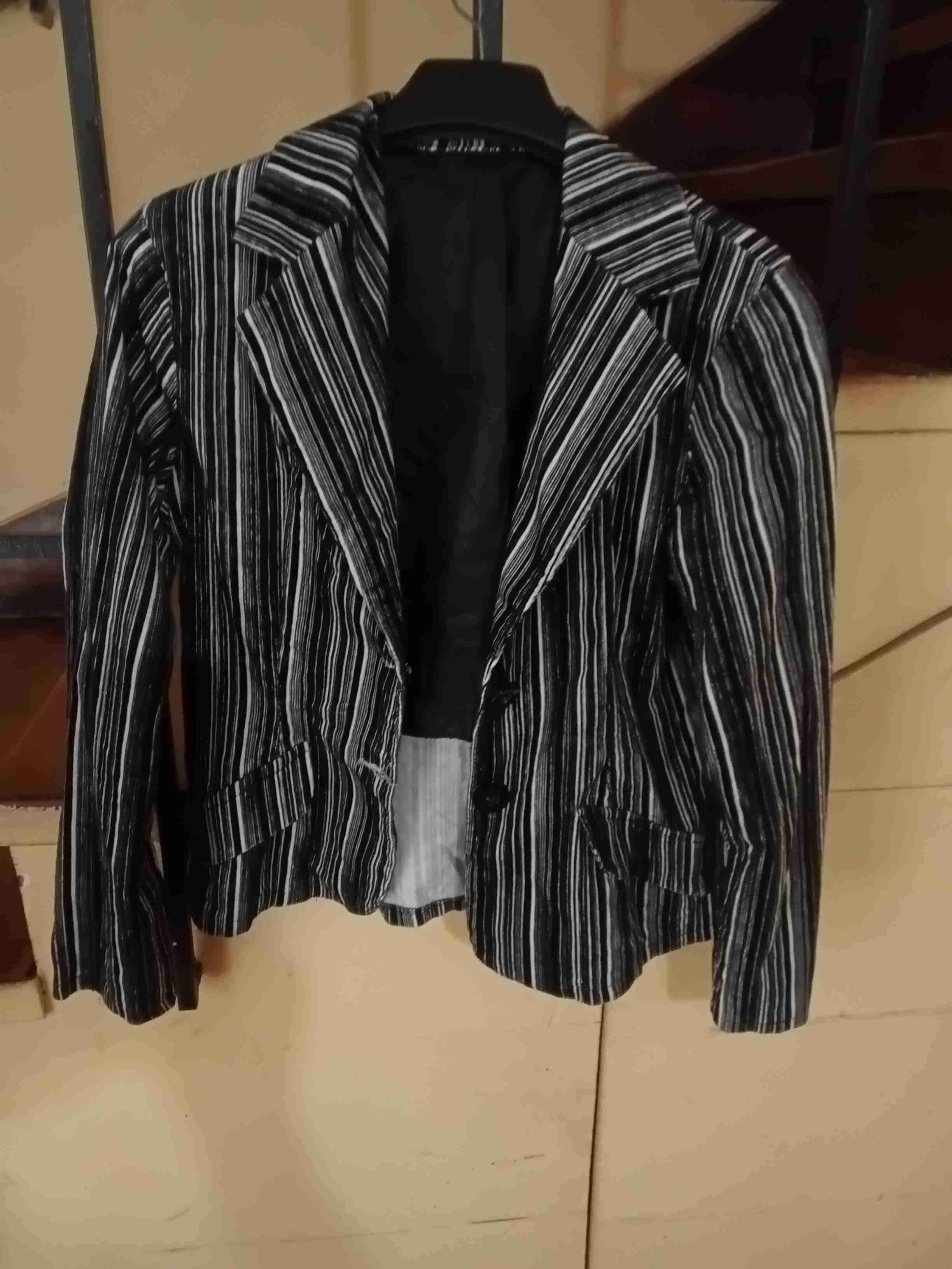 Blazer negro a rayas - miniatura 1