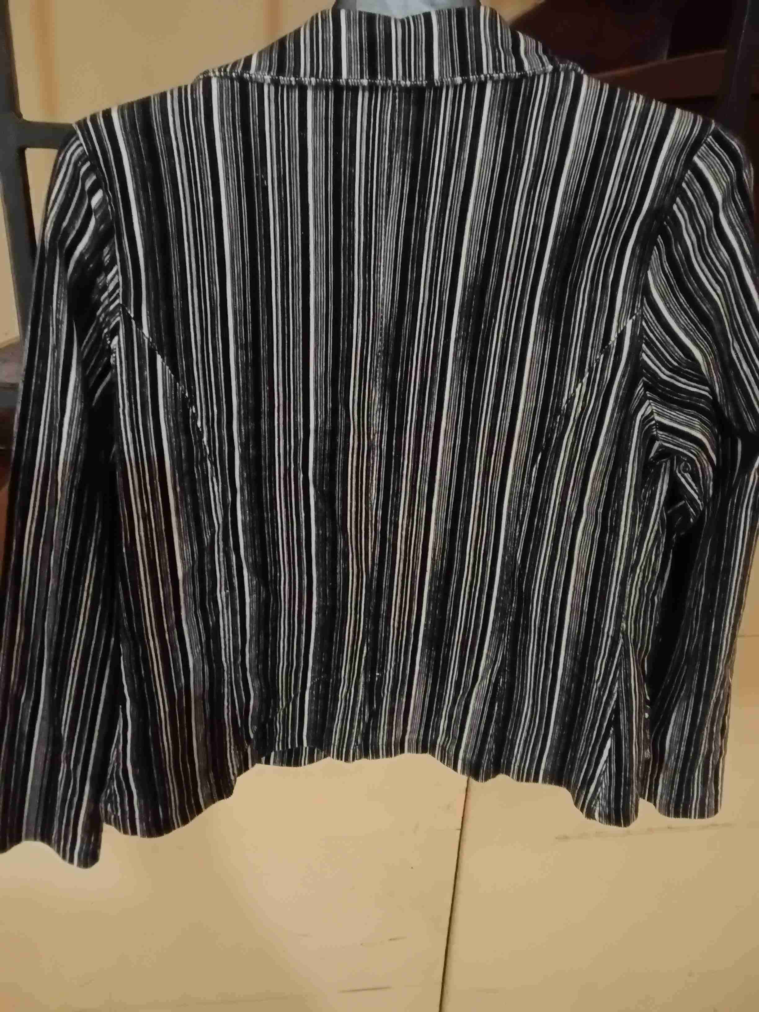 Blazer negro a rayas - miniatura 2