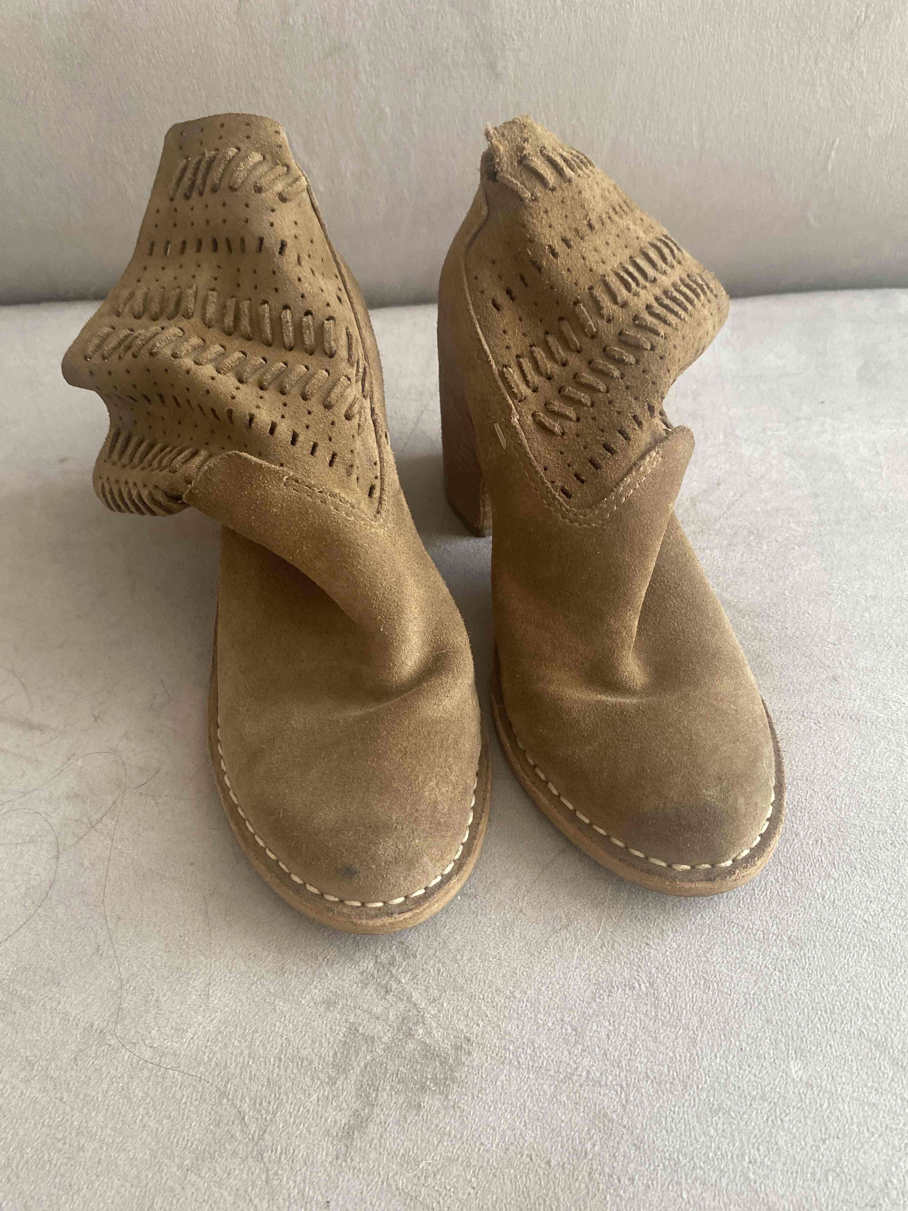 Botines de gamuza color beige - miniatura 3