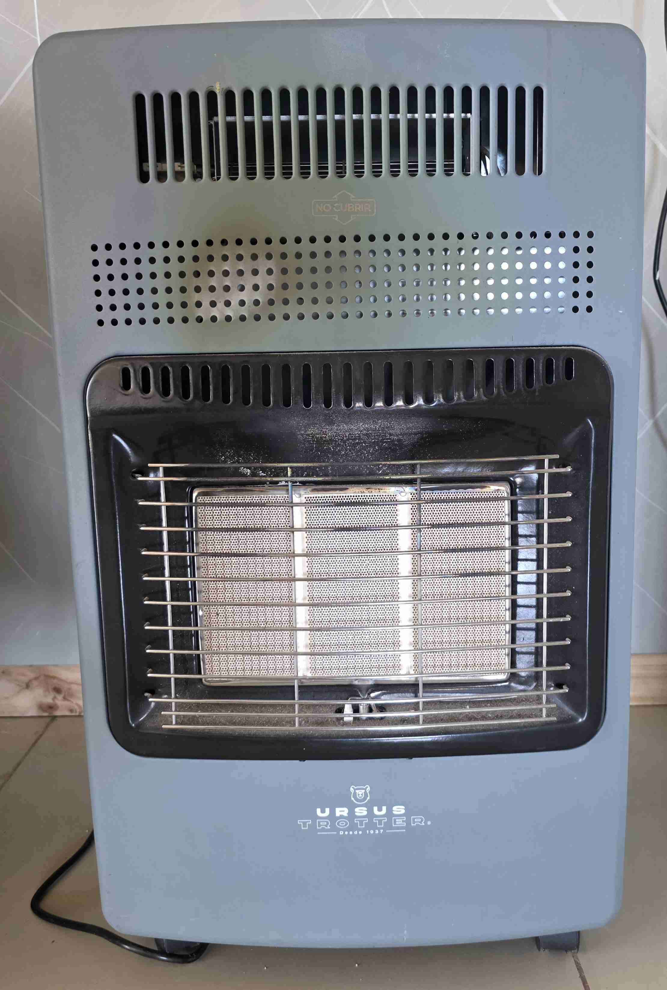 Estufa a gas Ursus Trotter - miniatura 1