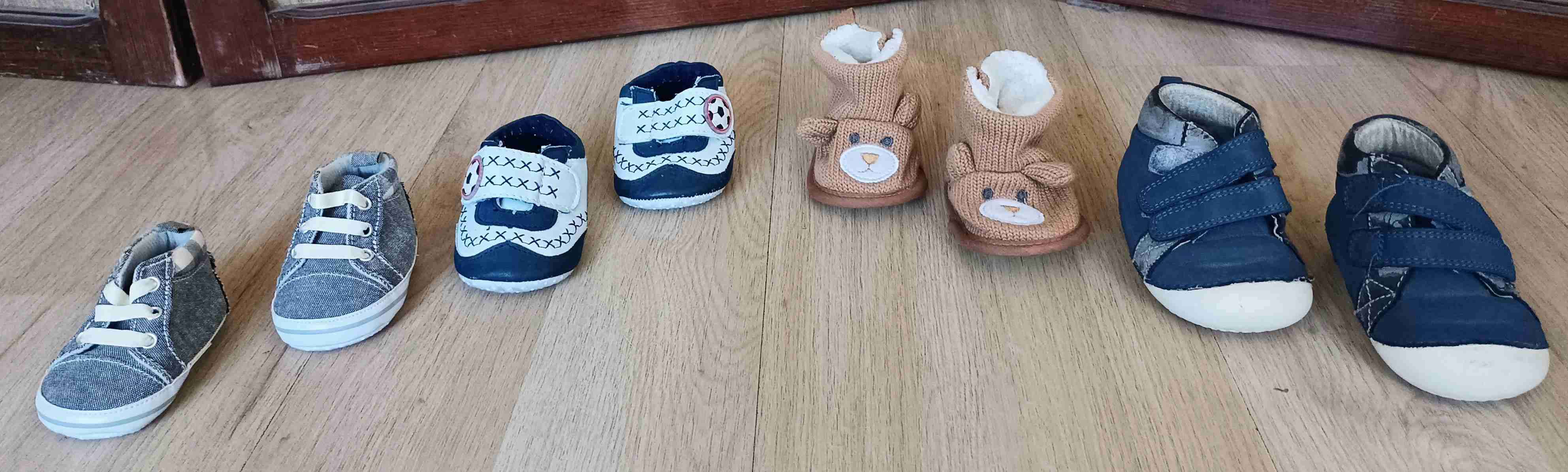 Porta bebé, Enterito Acolchado y Zapatitos - miniatura 3