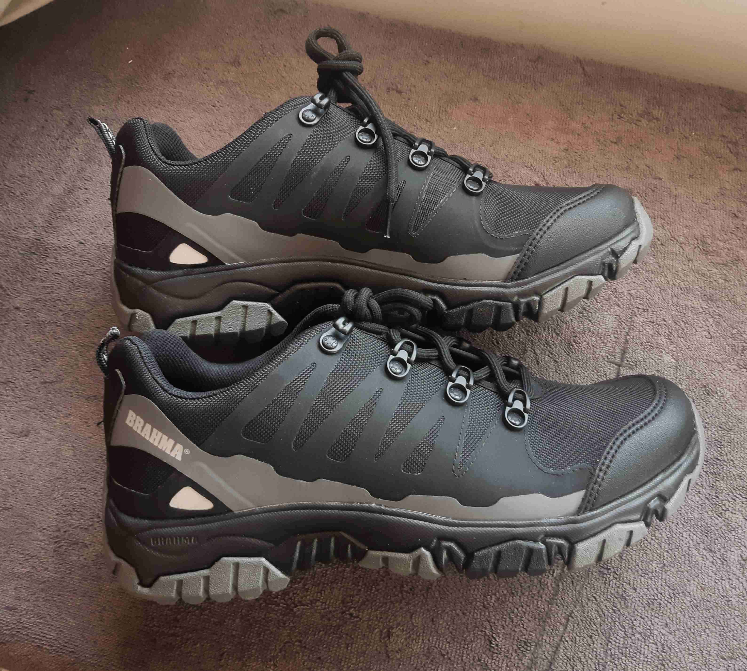 Zapatillas outdoor Brahma negras - miniatura 1