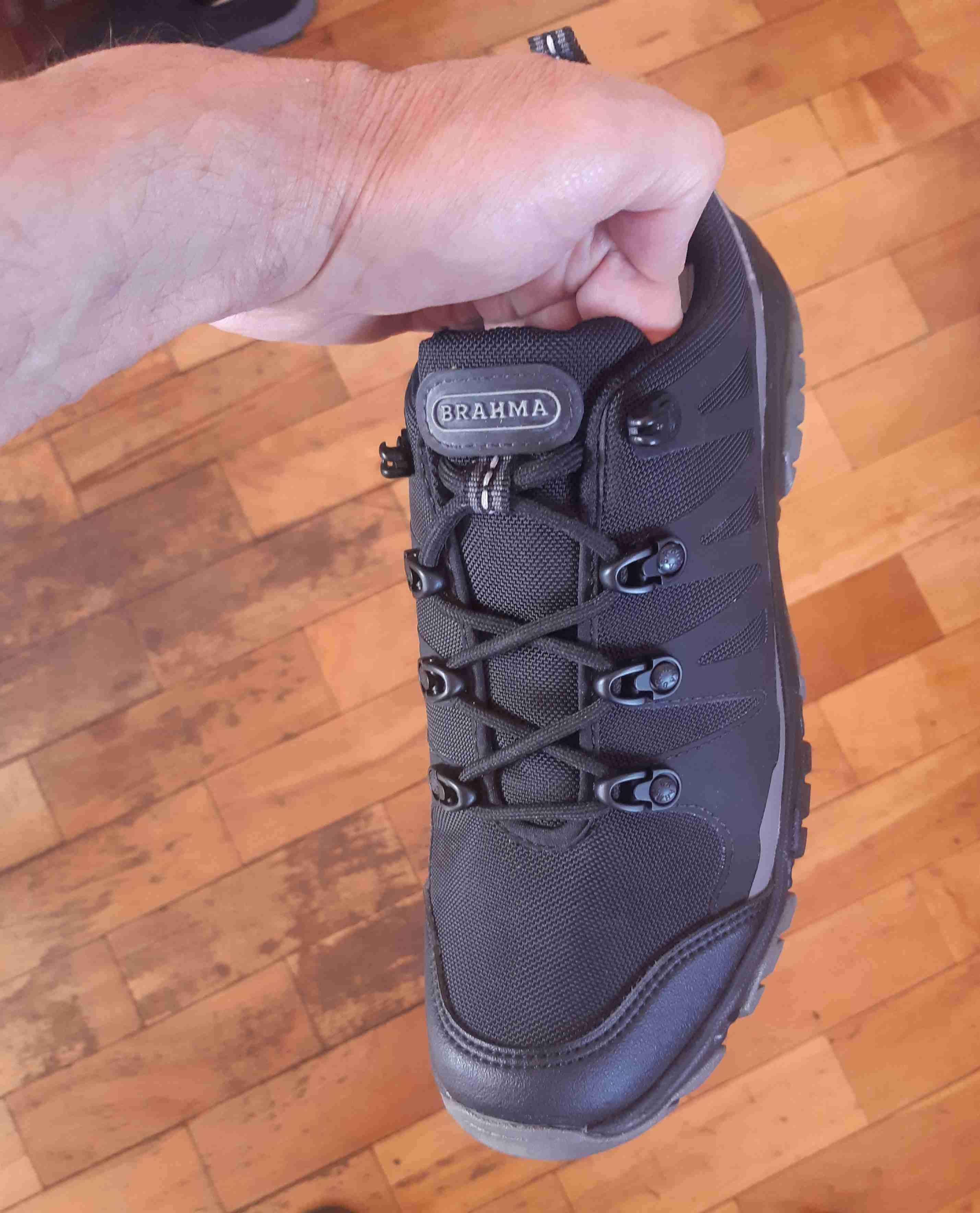 Zapatillas outdoor Brahma negras - miniatura 4