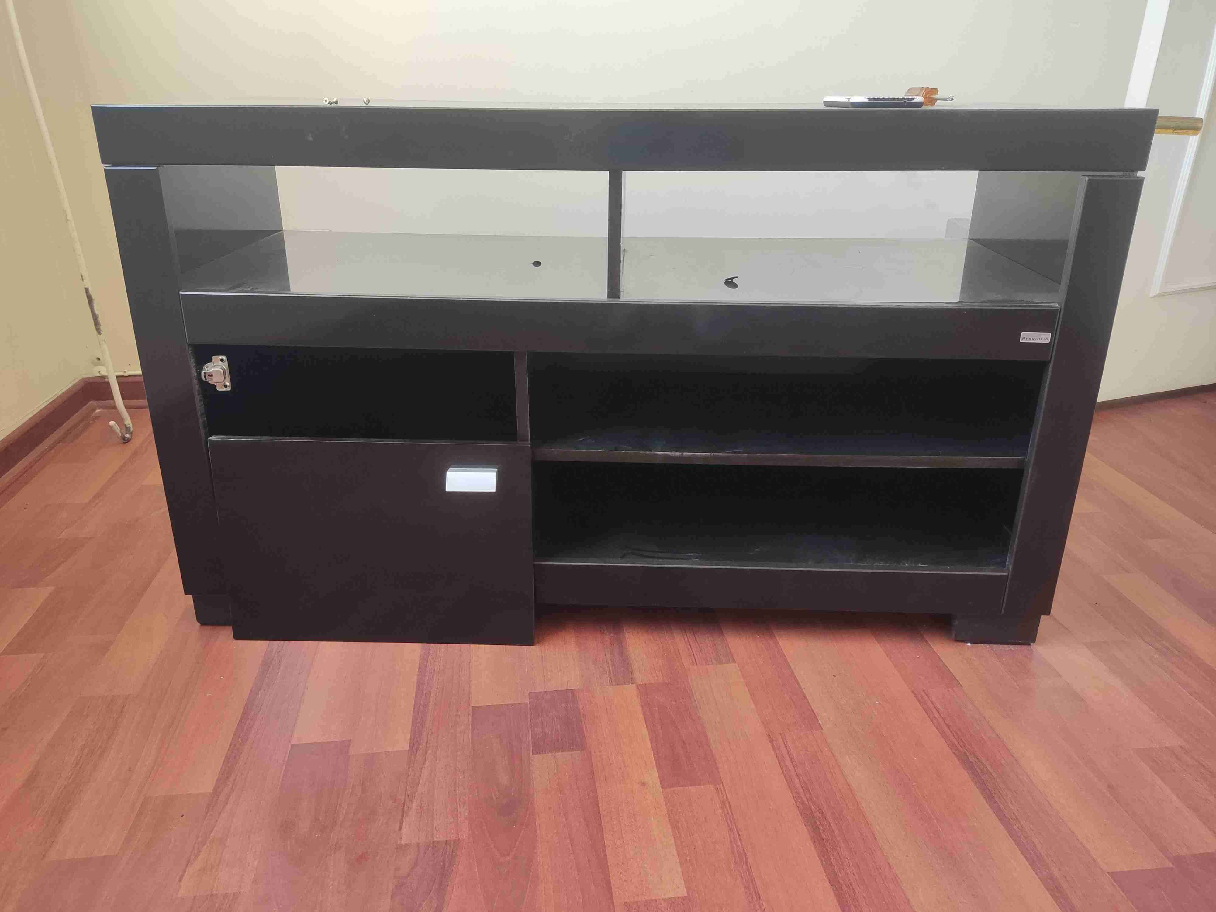 Mueble de TV negro - 1
