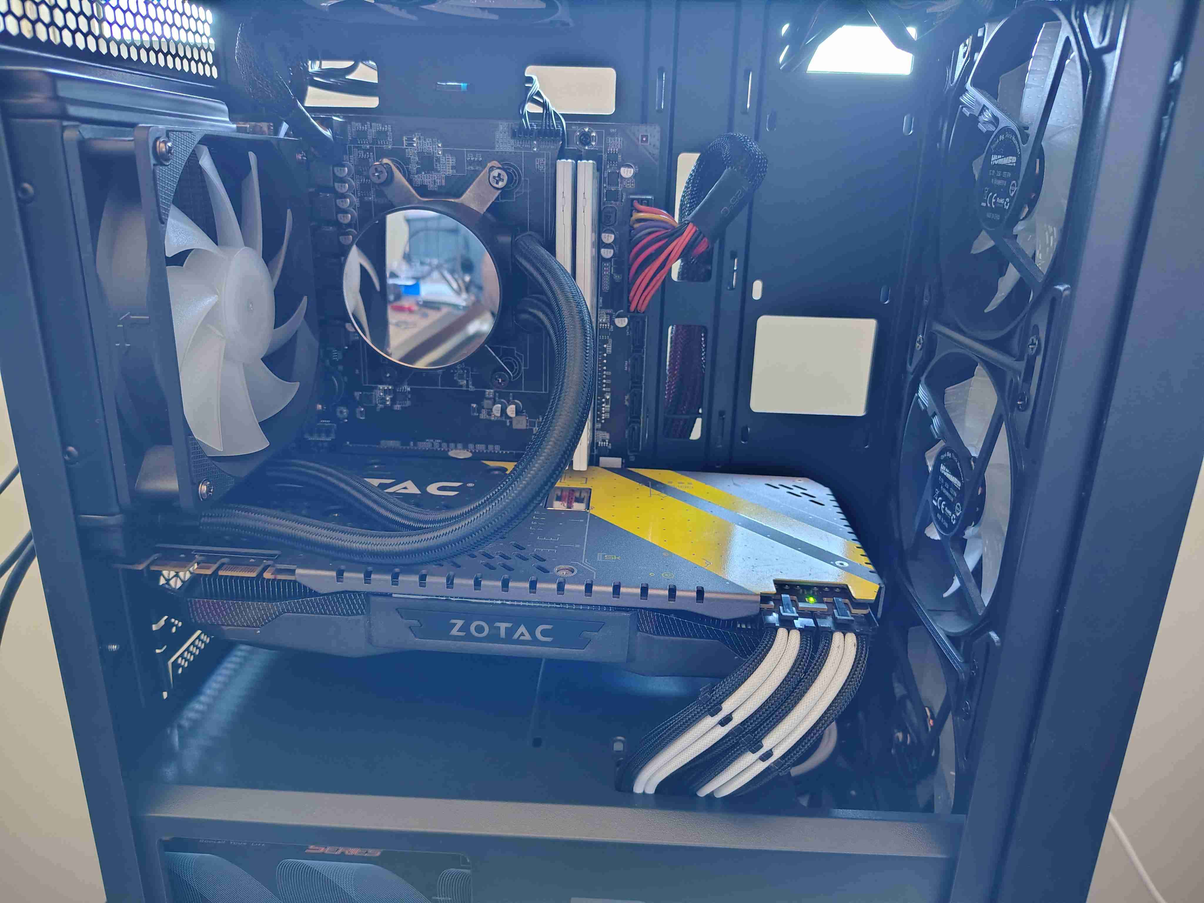 PC Gamer ryzen 5, nvidia 1070 - miniatura 5