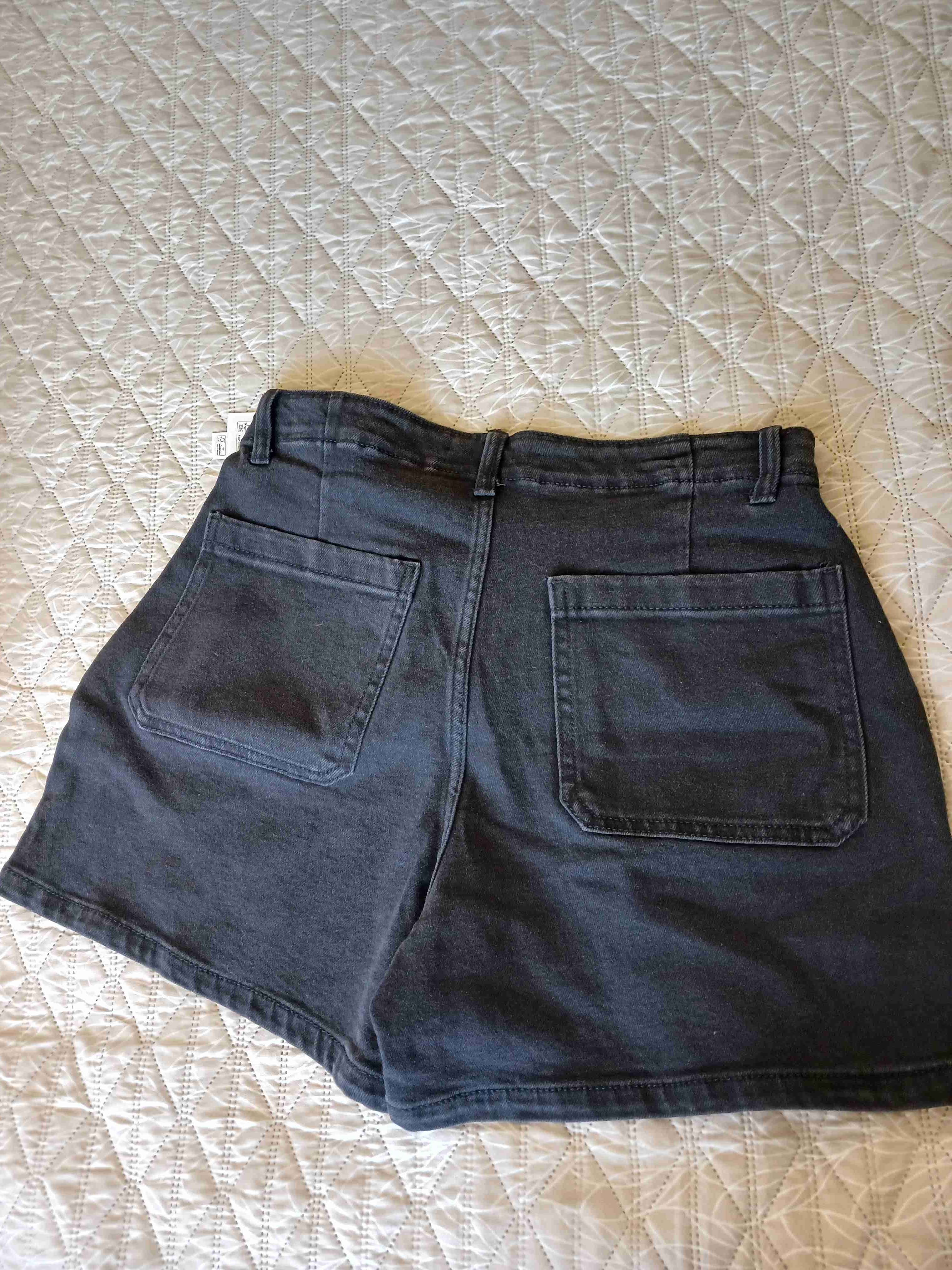 Shorts de mezclilla negros nuevos - miniatura 2