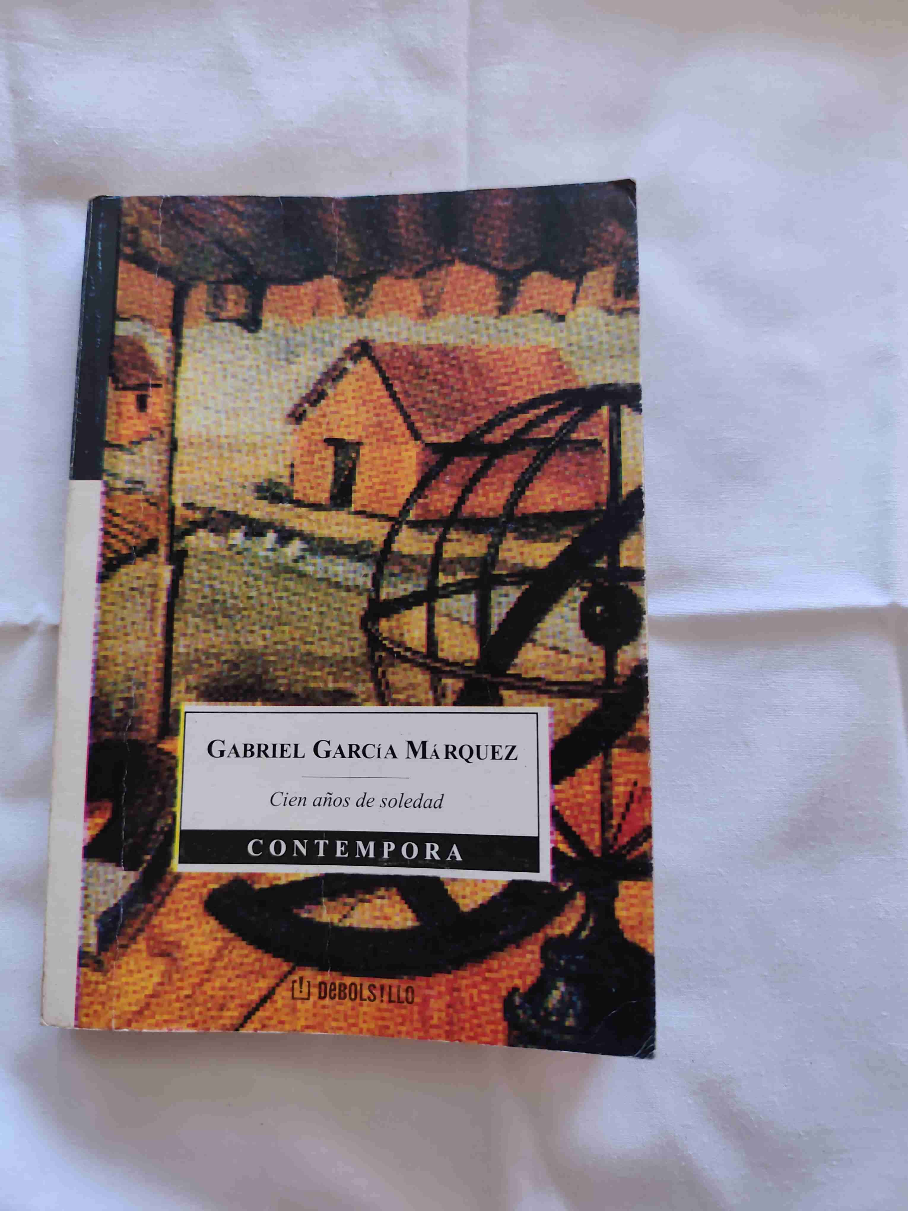 Libro 'Cien años de soledad' - miniatura 1