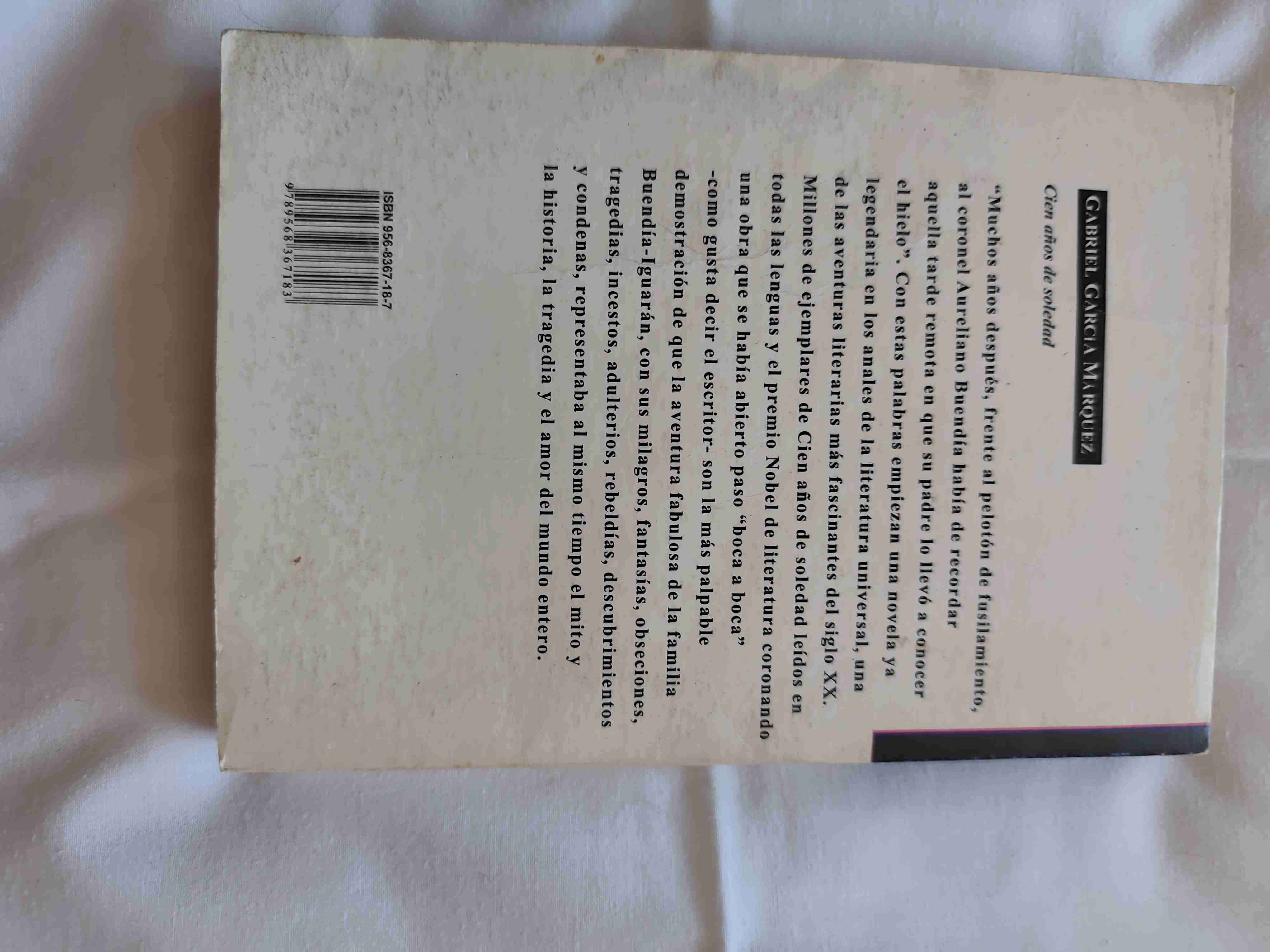 Libro 'Cien años de soledad' - miniatura 2