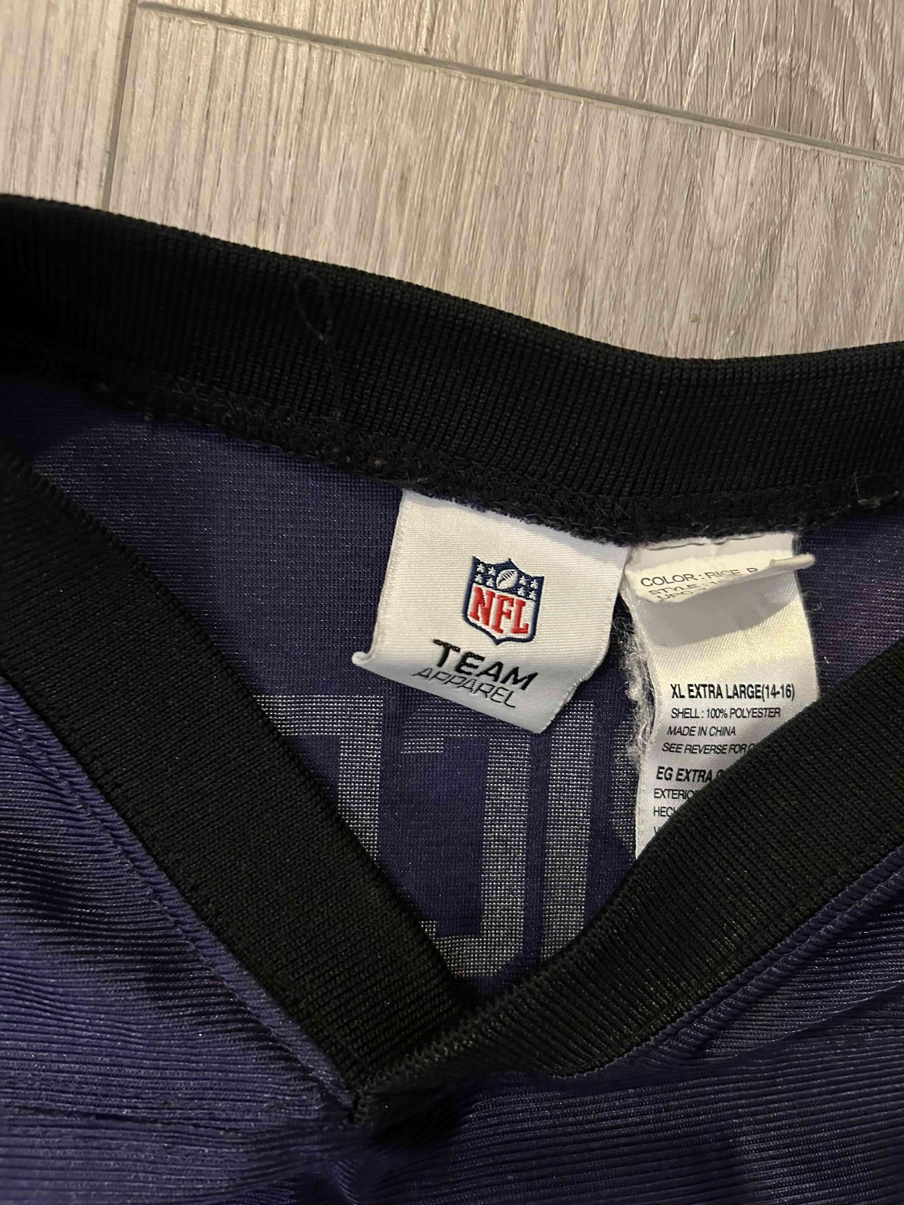 Camiseta deportiva azul número 27 - miniatura 3