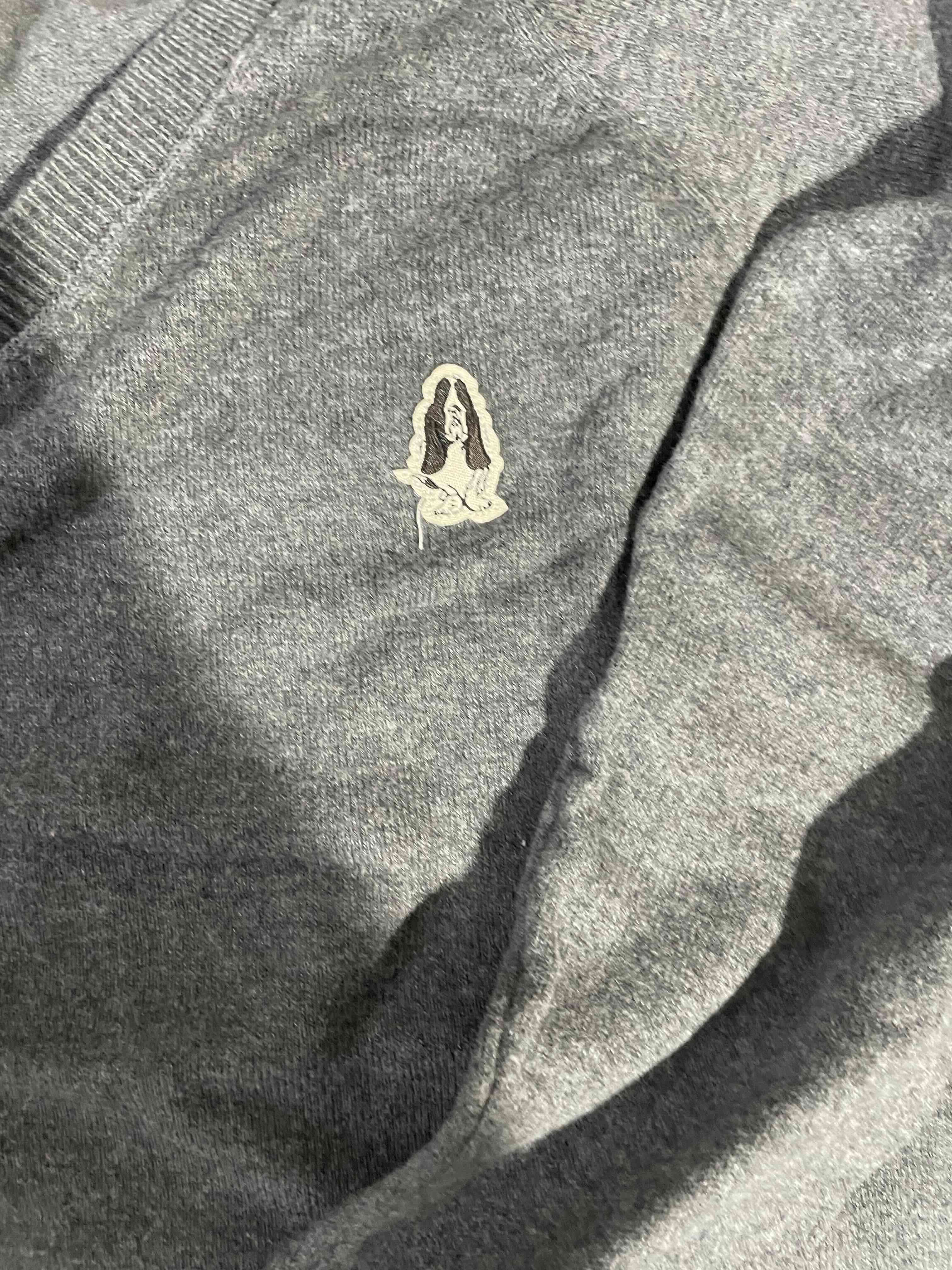 Cardigan gris con botones - miniatura 3