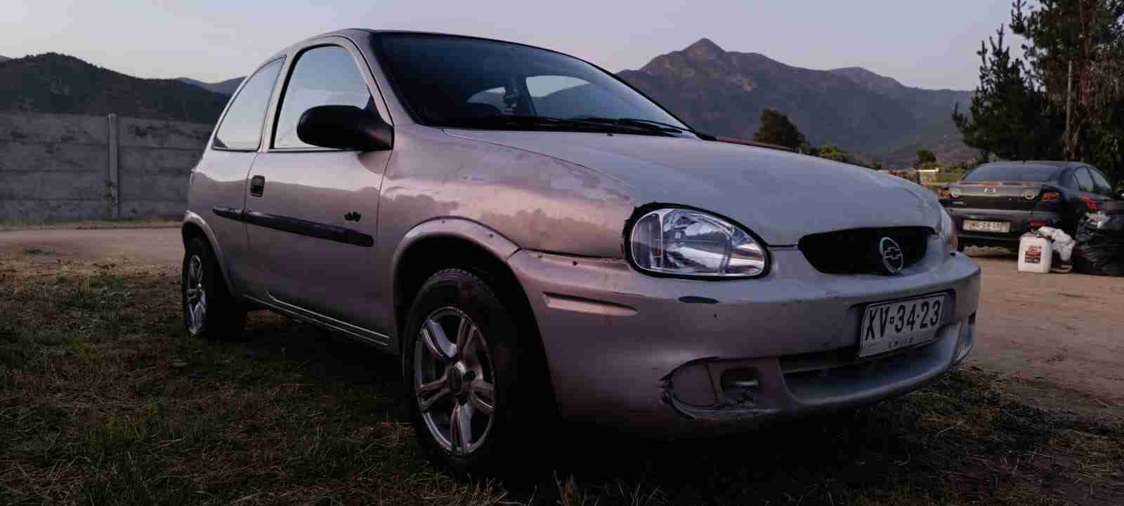 Chevrolet corsa 1.6 swing 2004 - miniatura 3