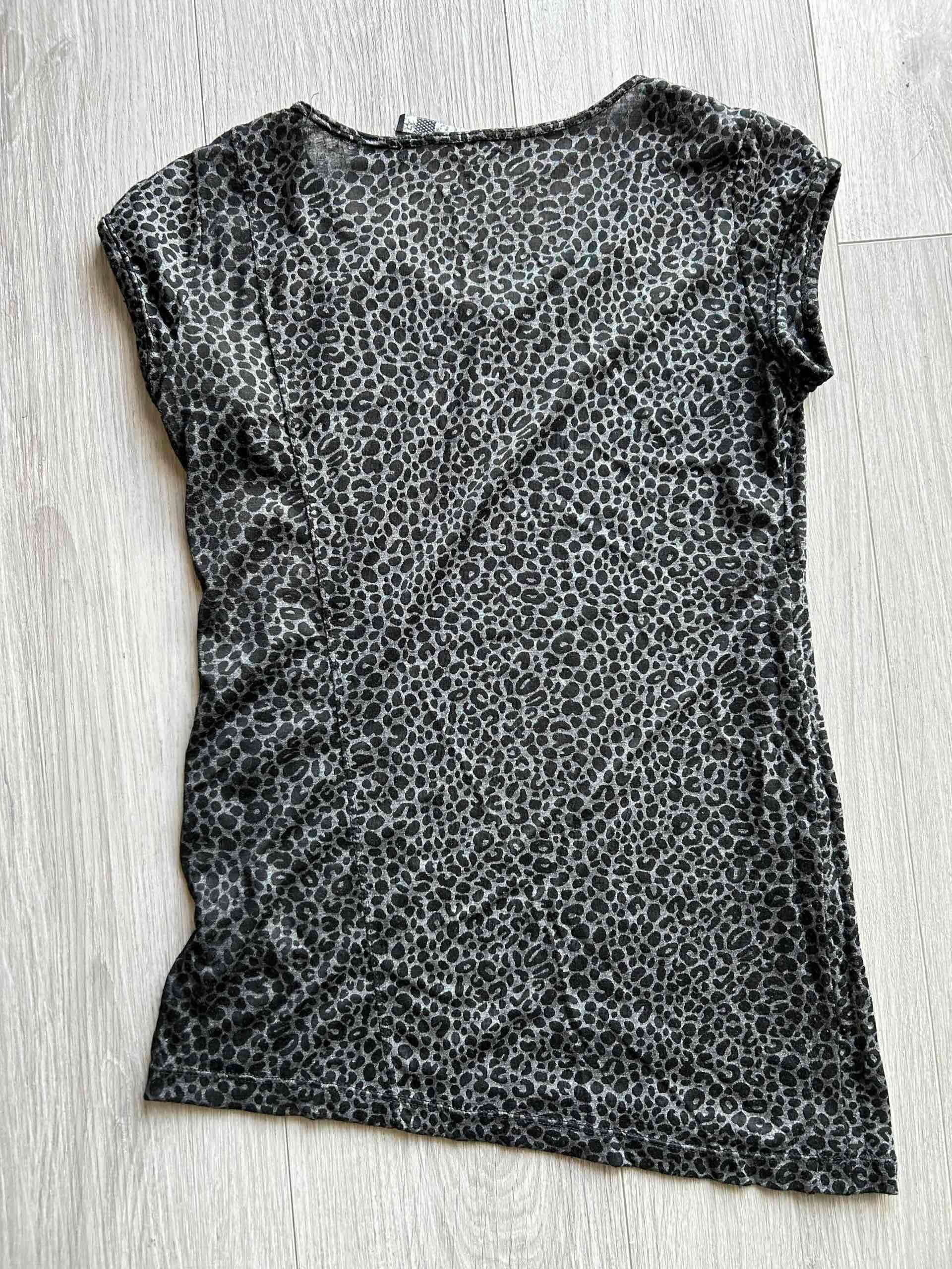 Polera estampado leopardo gris - miniatura 3